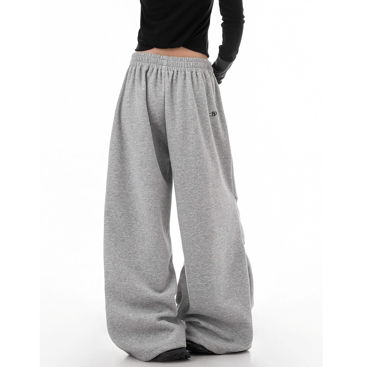 Tuck Drape Wide-leg Sweat Pants IC9116