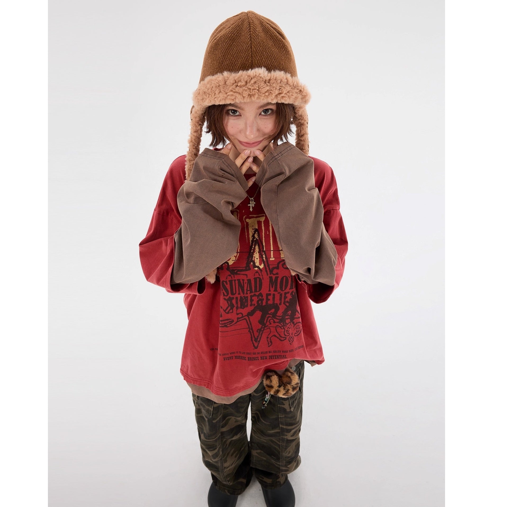 Graffiti Print Fake Layered Long-sleeved T-shirts MW10241