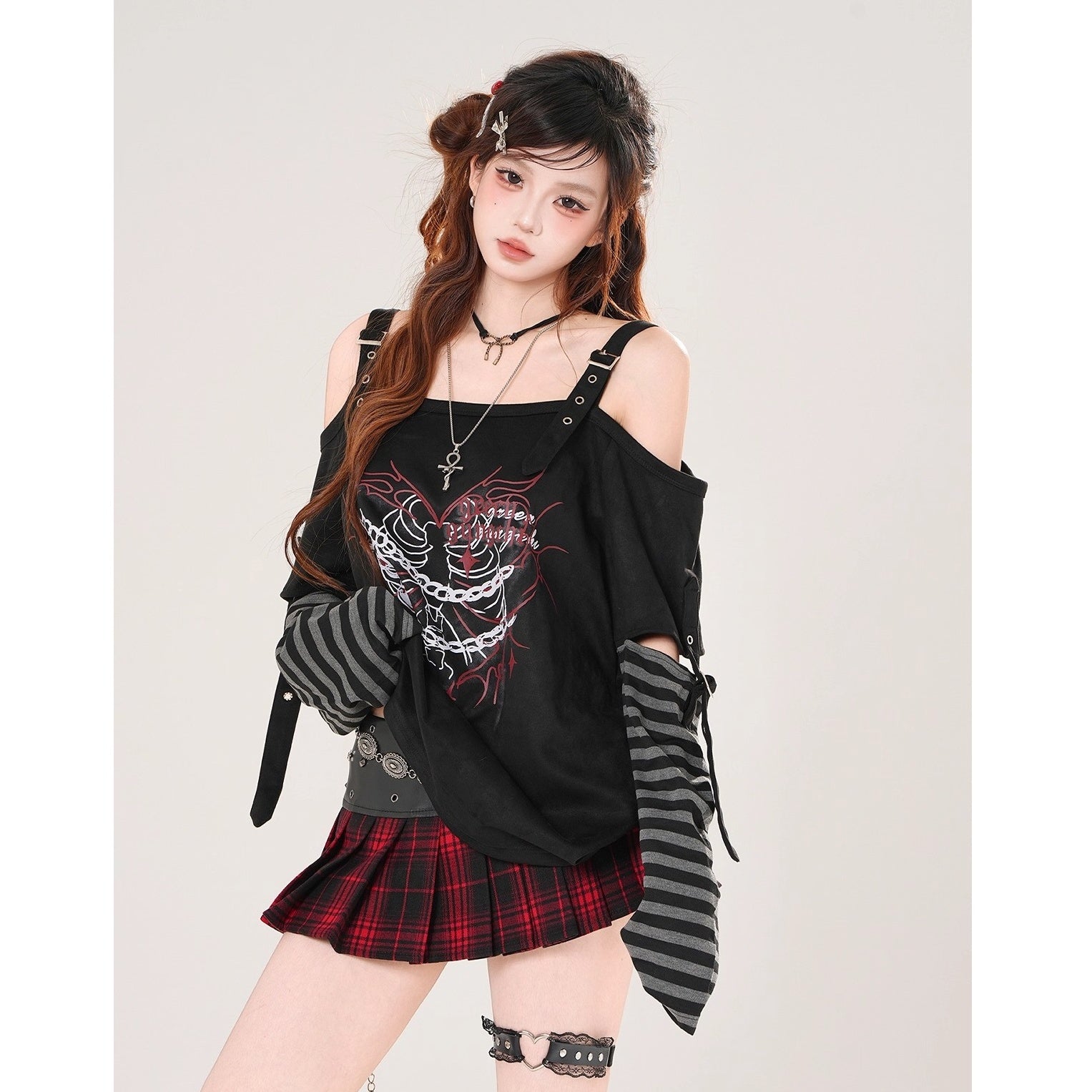 Off-shoulder Loose Long Border Sleeve T-shirt KK2078