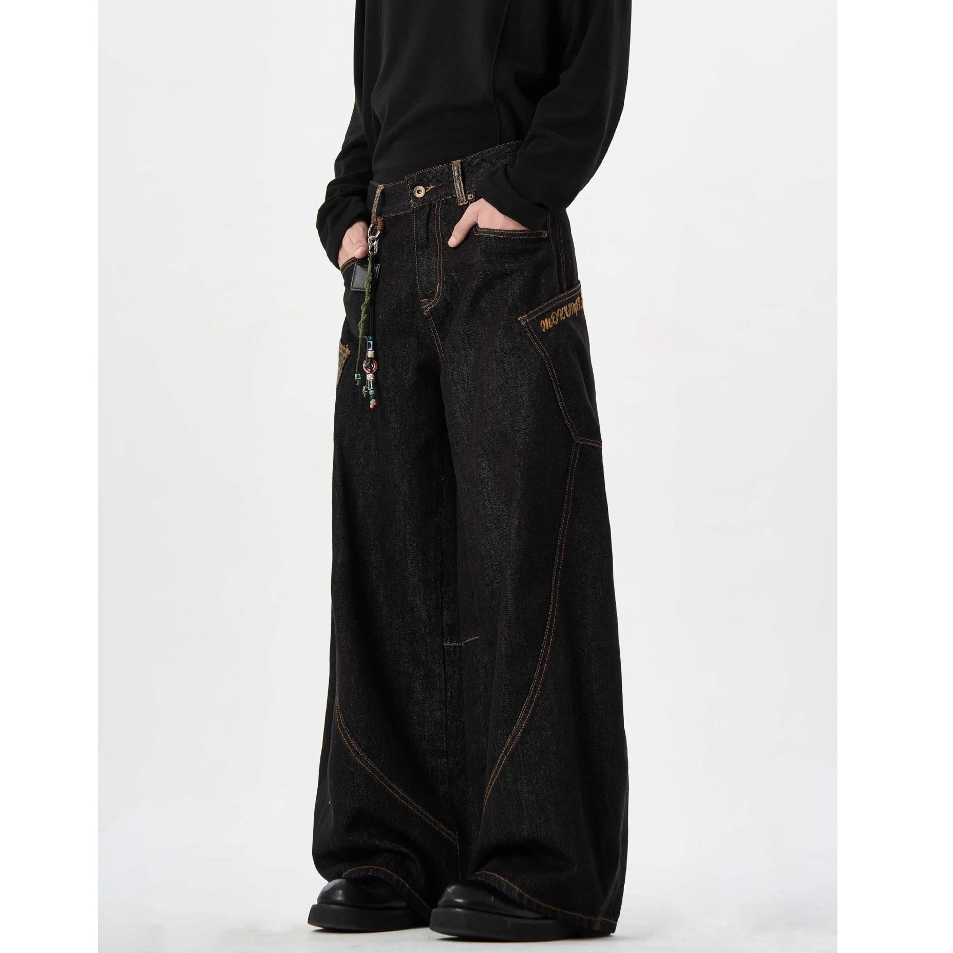 Python Pattern Big Pocket Curve Jeans MW10210