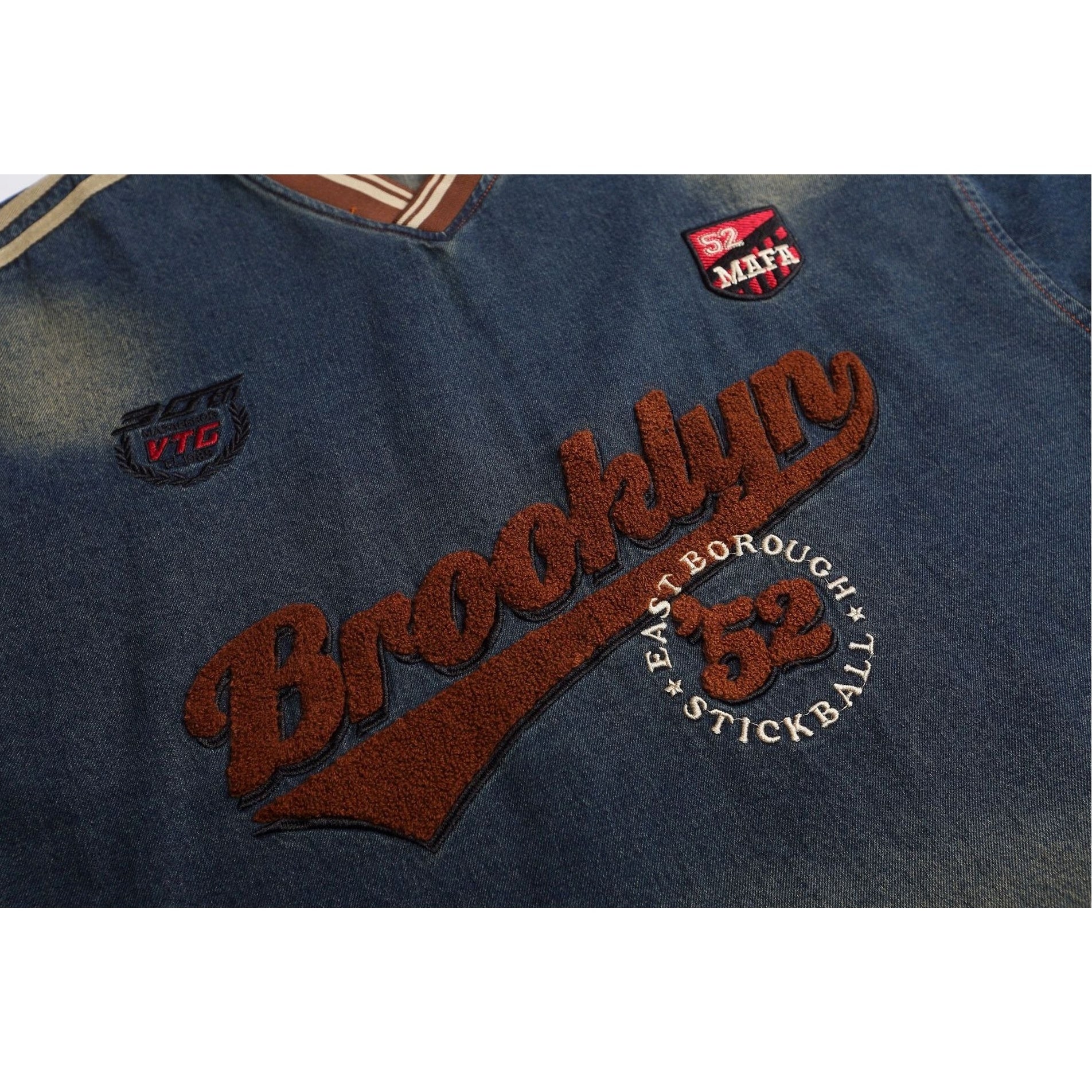 Retro Embroidery Washed Denim Sweatshirt MW10253