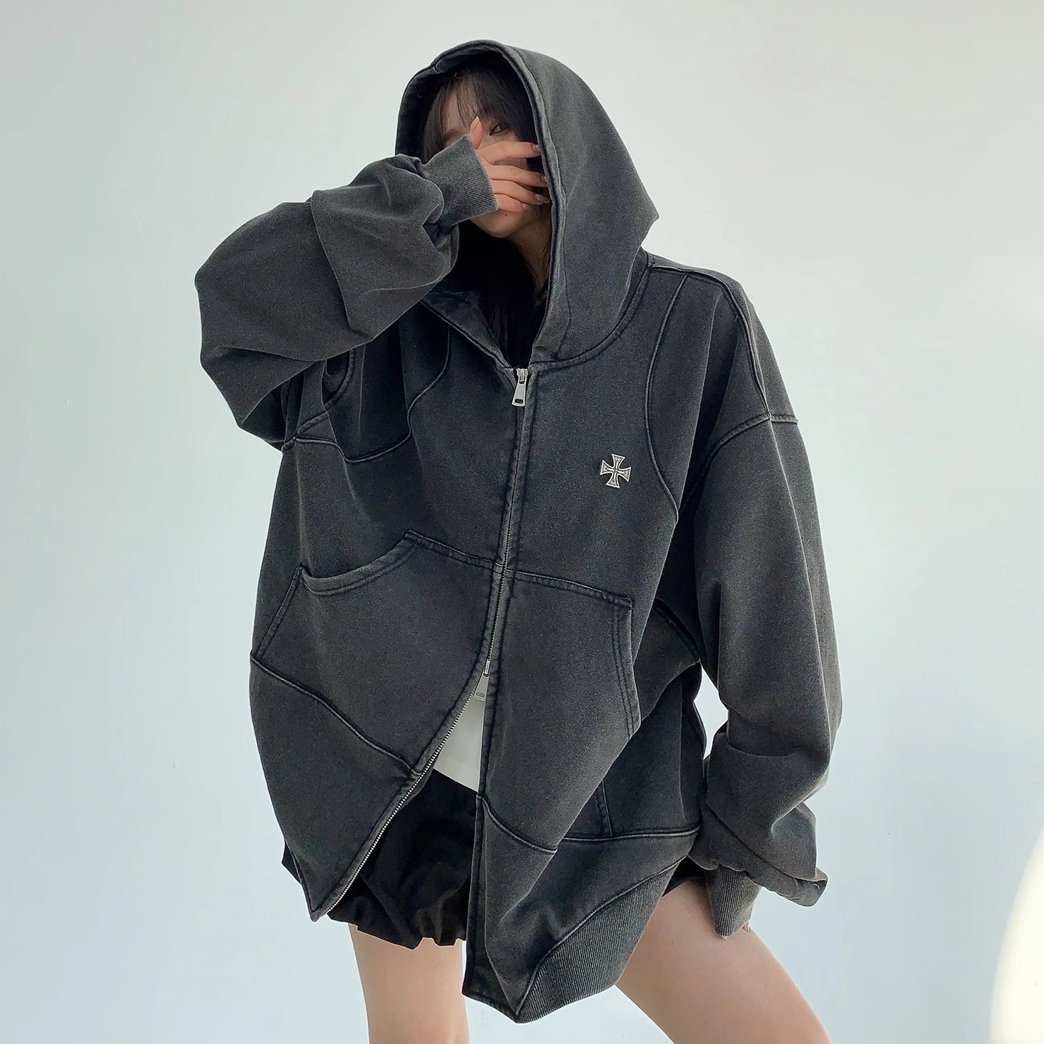 Wash Vintage Cross Badge Loose Hooded Jacket MW10281