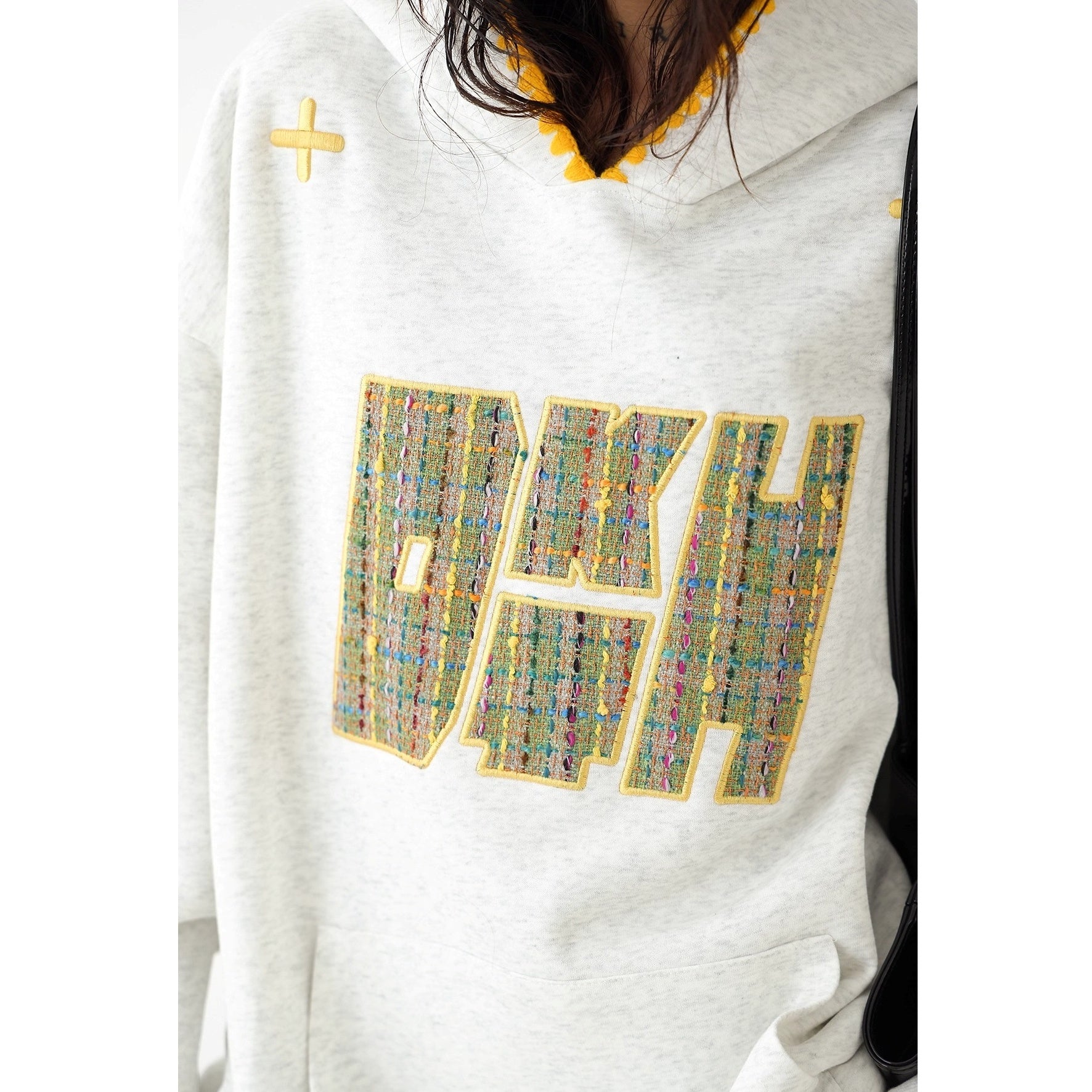 Small Fragrance Patch Embroidered Hoodie AC7134