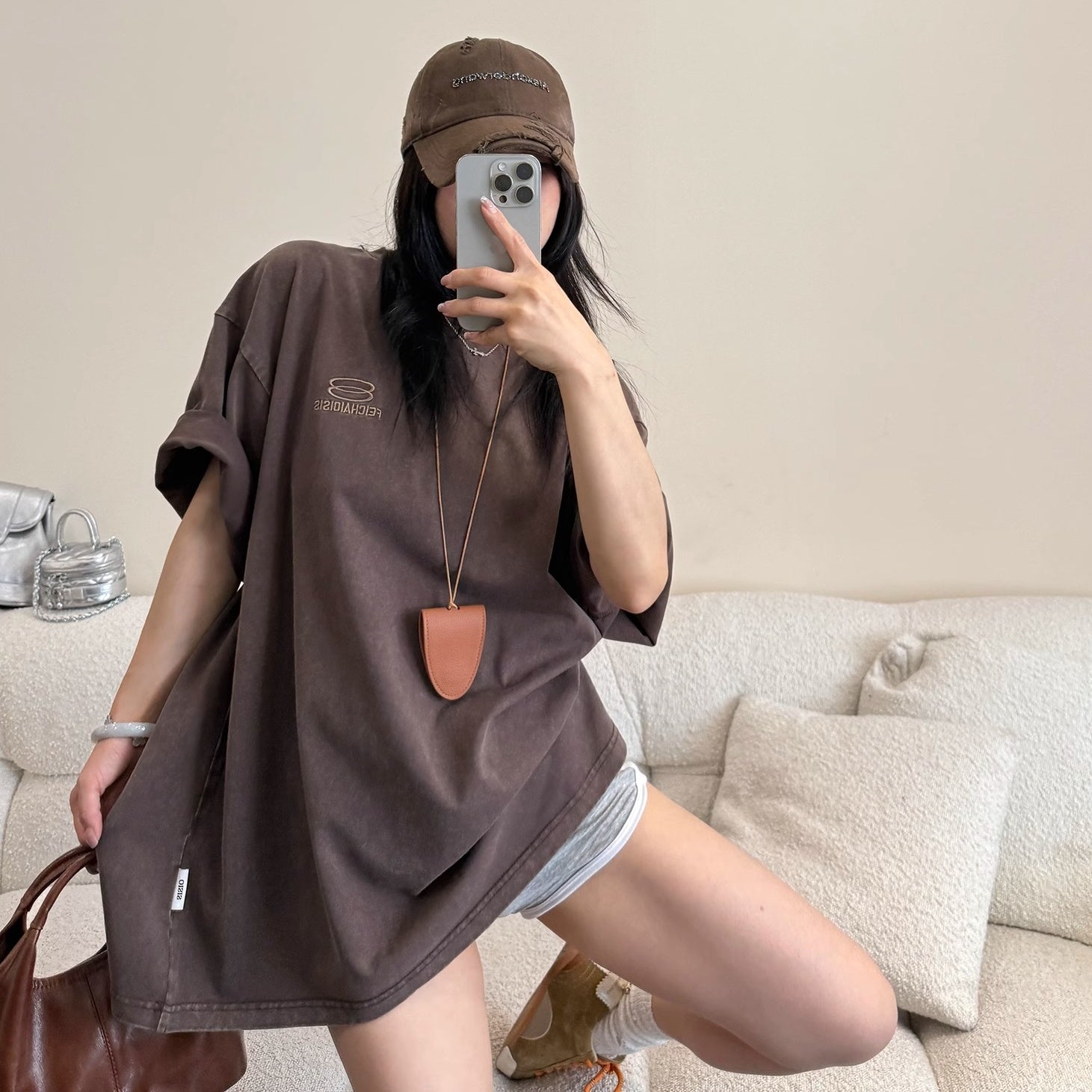 Wash Distressed Embroidery Loose T-shirt OS2013