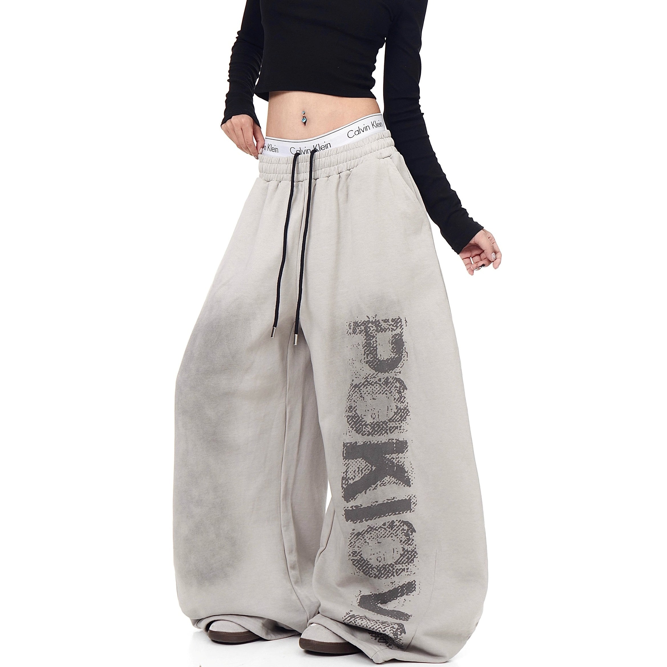 Distressed Letter Print Sweat Pants BK7048