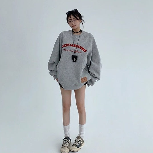 Embroidered Crew Neck Oversize Sweat OS2049
