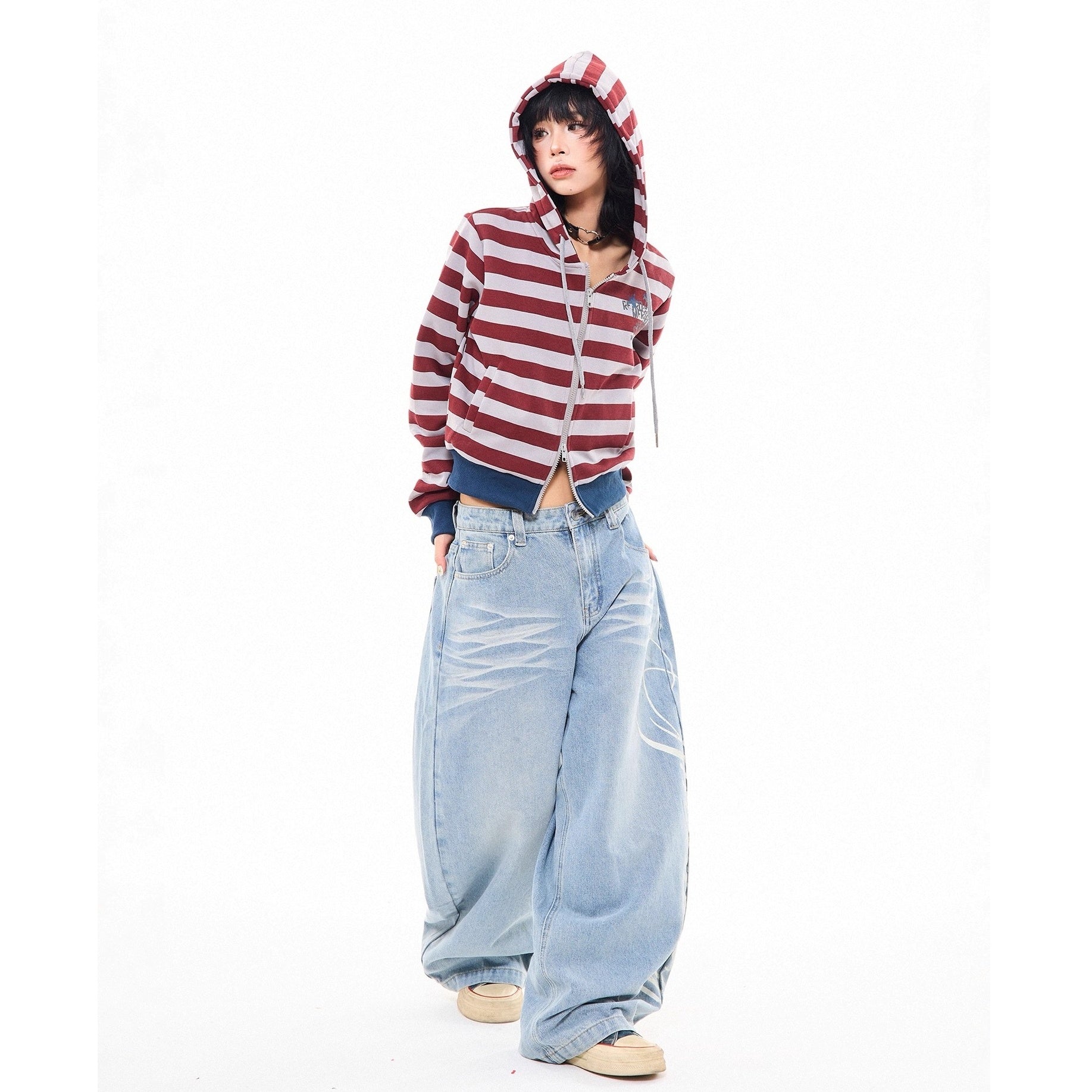 Side Print Washed Cat Whiskers Curve Jeans MW10259