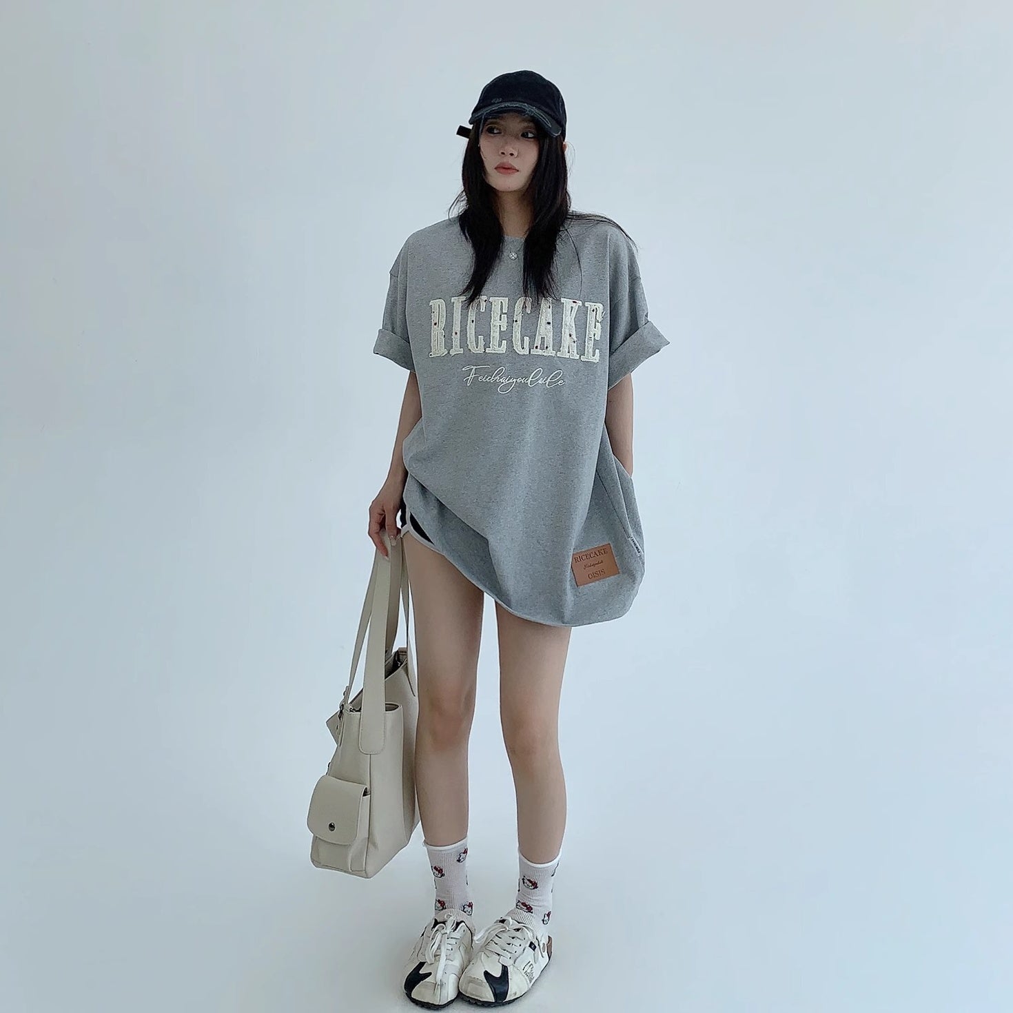 Relaxation Embroidery Logo T-shirt MW10127