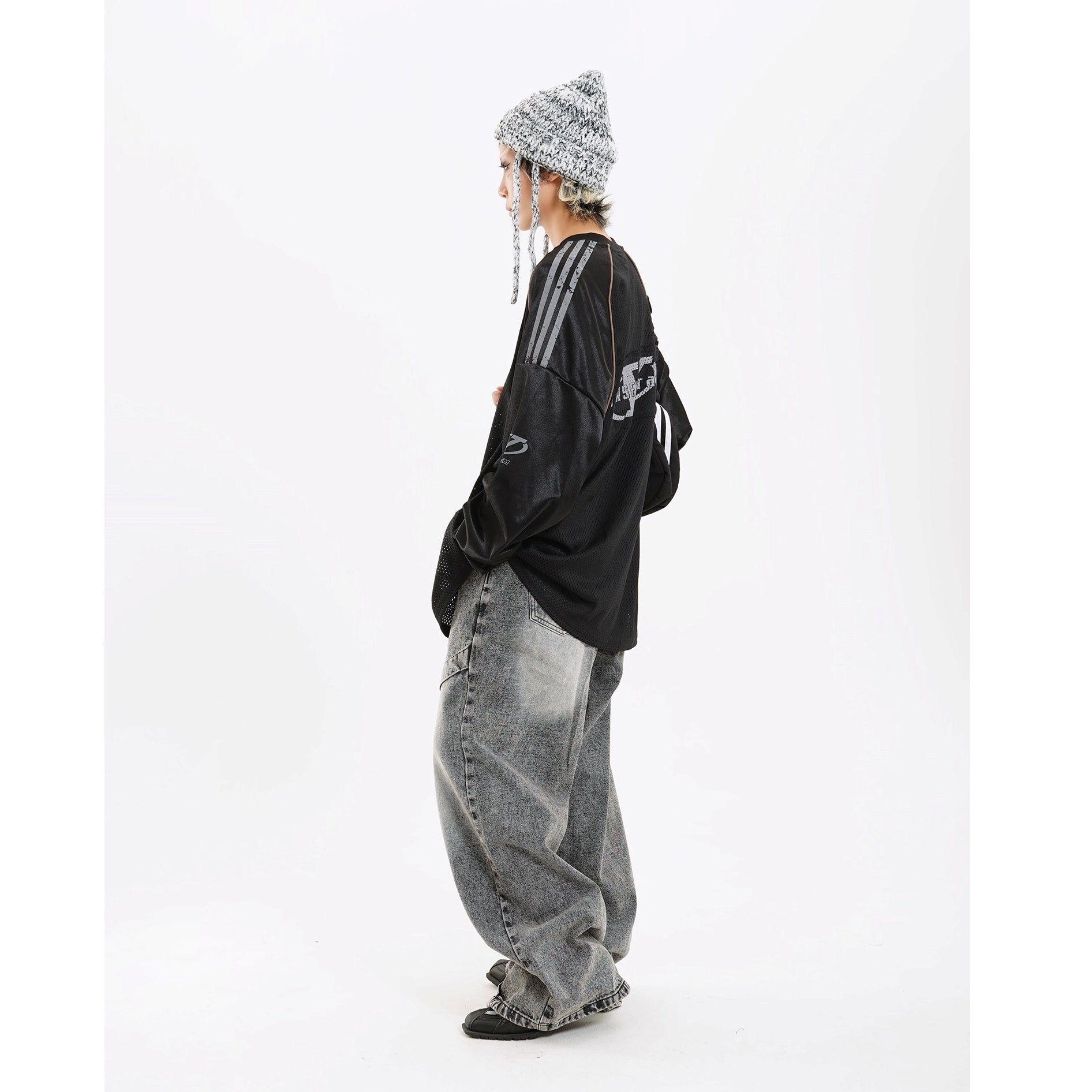 Letter Print V-Neck Mesh Long Sleeve T-Shirt MW10255