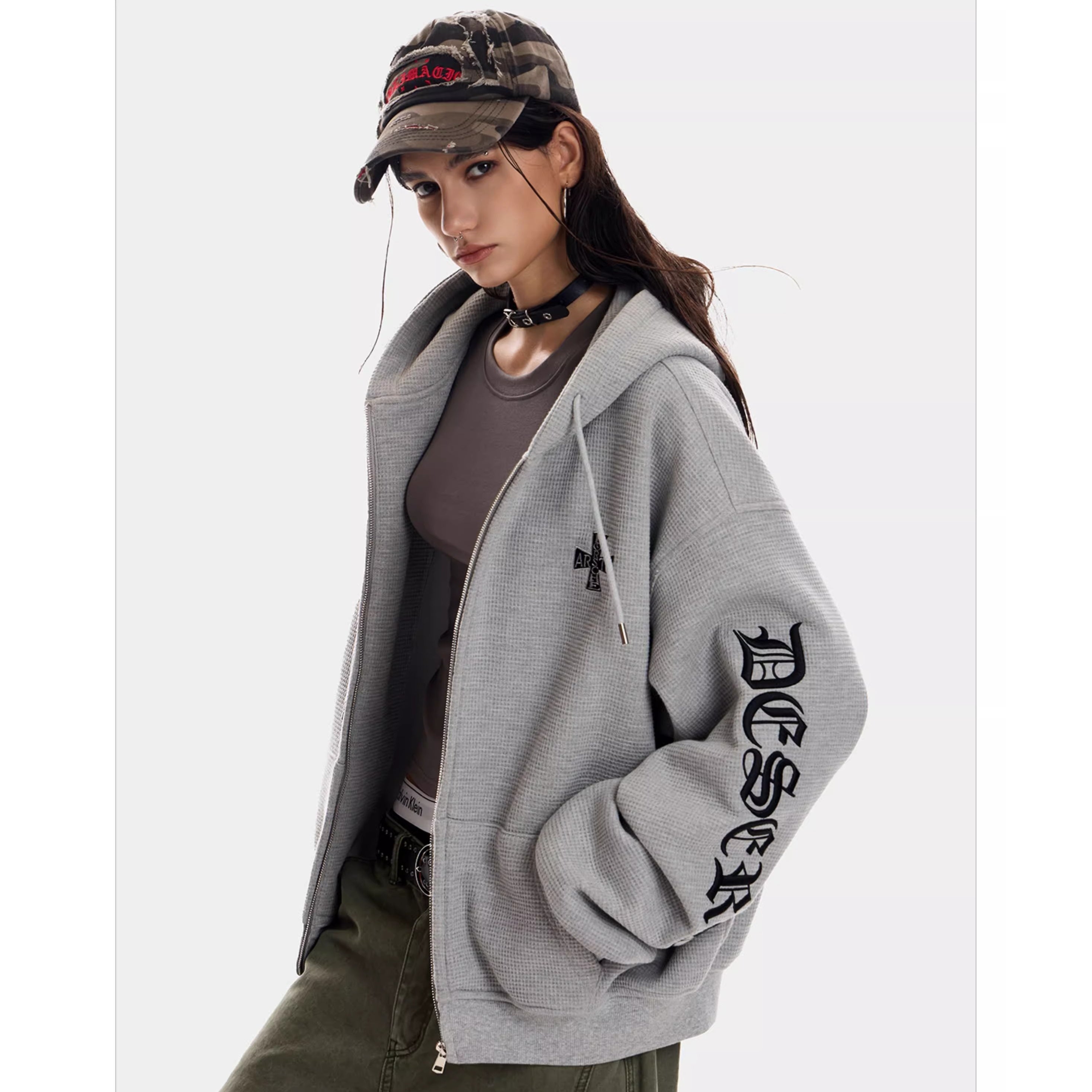 Gothic Letter Waffle Hooded Sweat MW10298