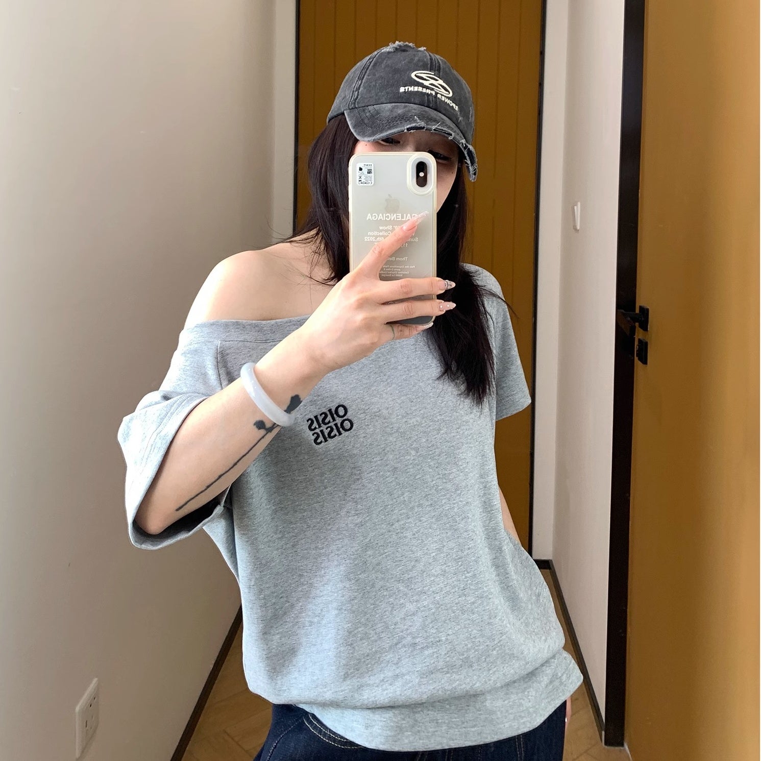 Cropped Slanted Shoulder Embroidered T-shirt OS2017