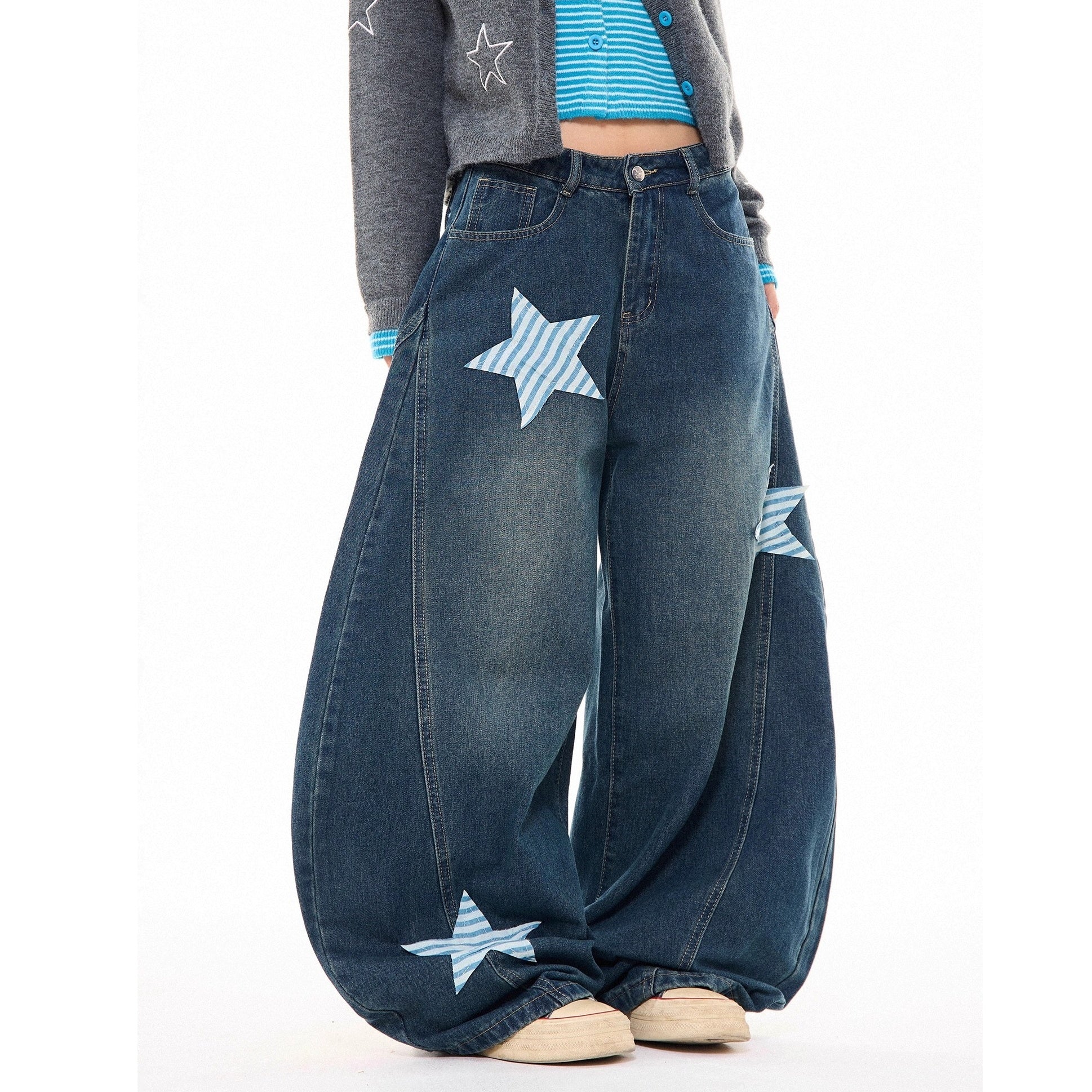 Washed Star Patch Embroidered Scimitar Jeans MW10284