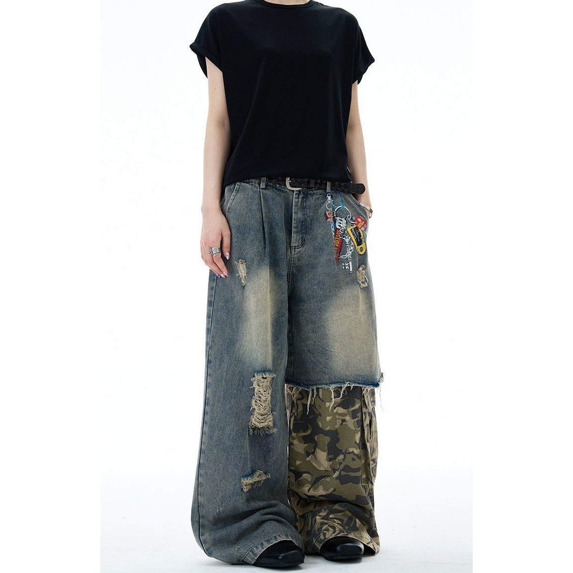 Camouflage Patchwork Loose Ripped Jeans MW10322