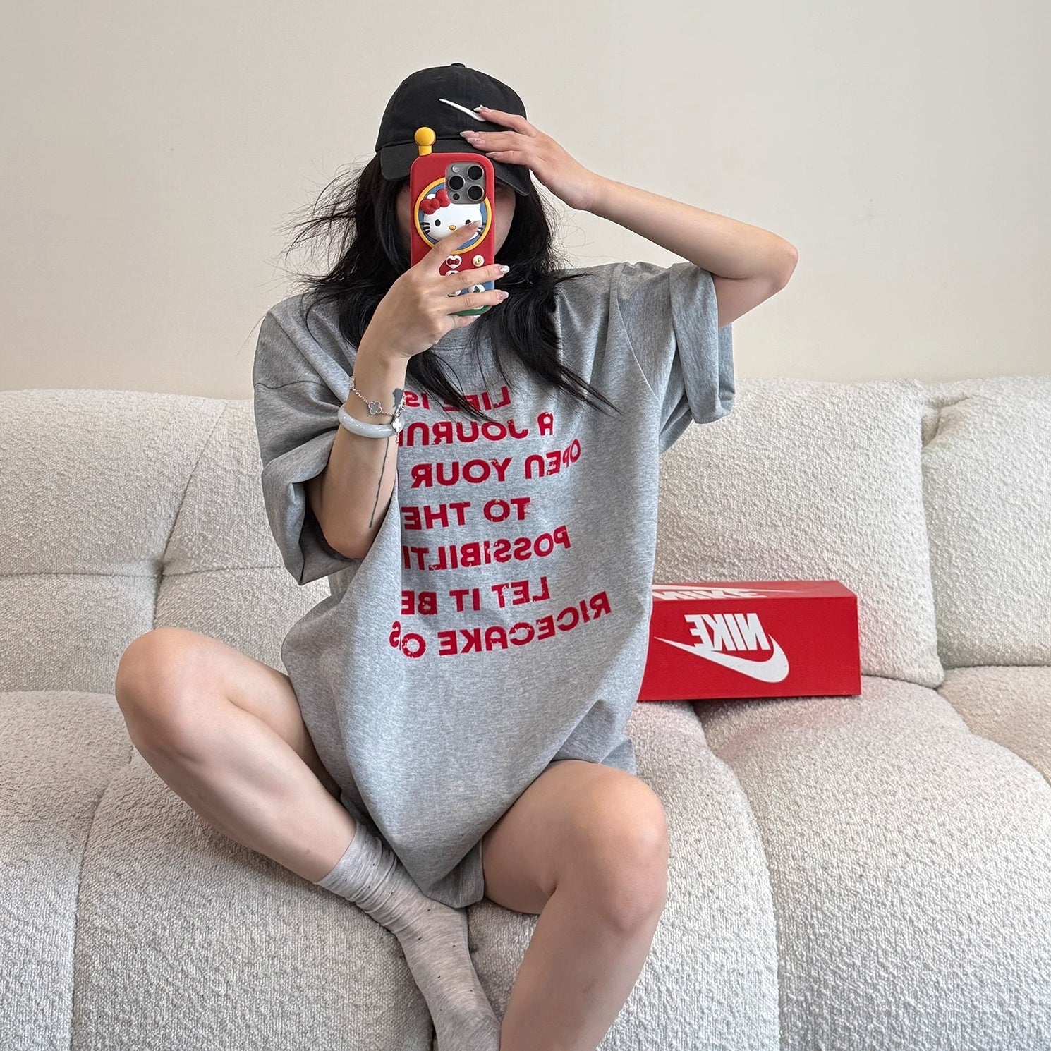 Flocking Red Letter Print T-Shirt MW10174