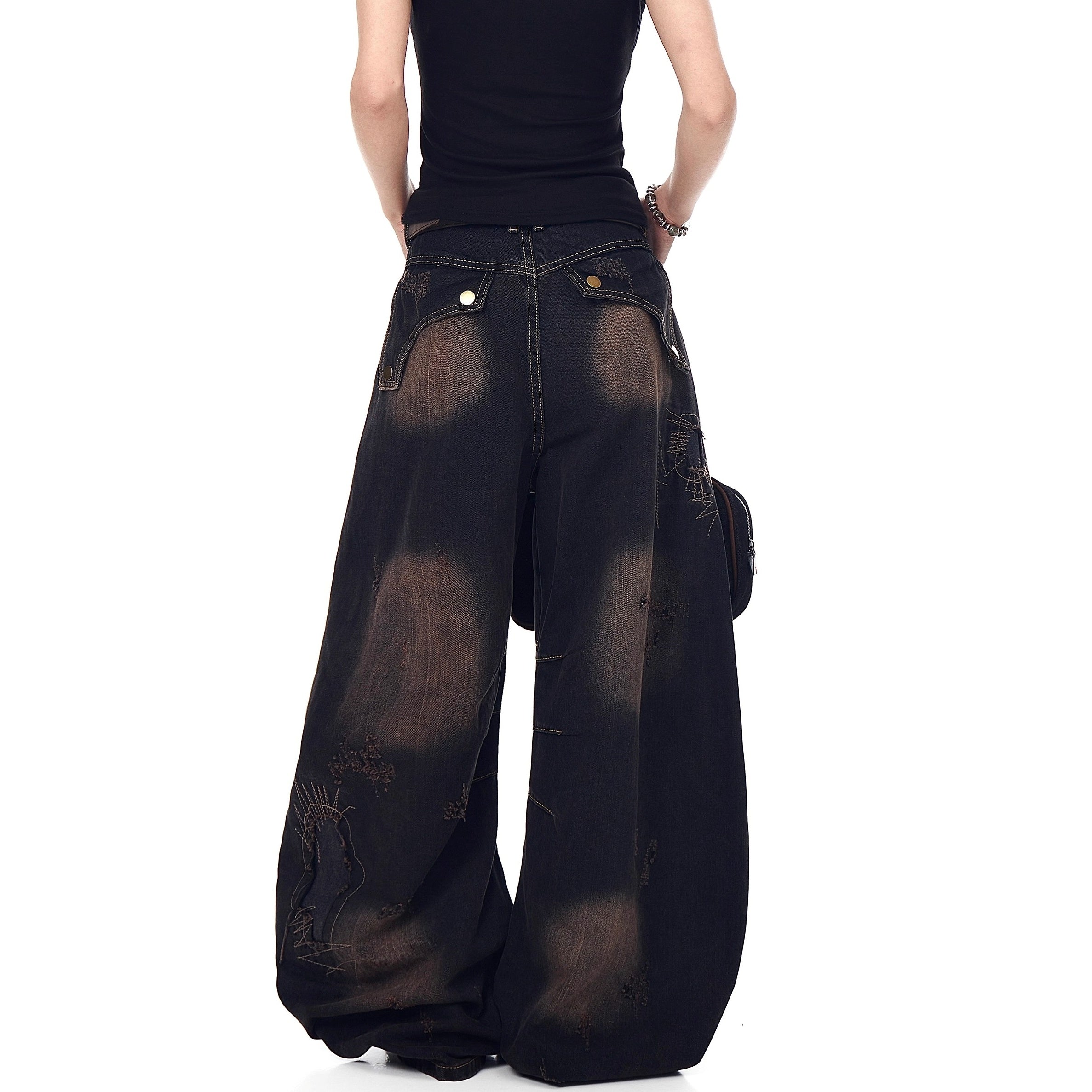 Raw Edge Deconstruction Scimitar Jeans BK7037