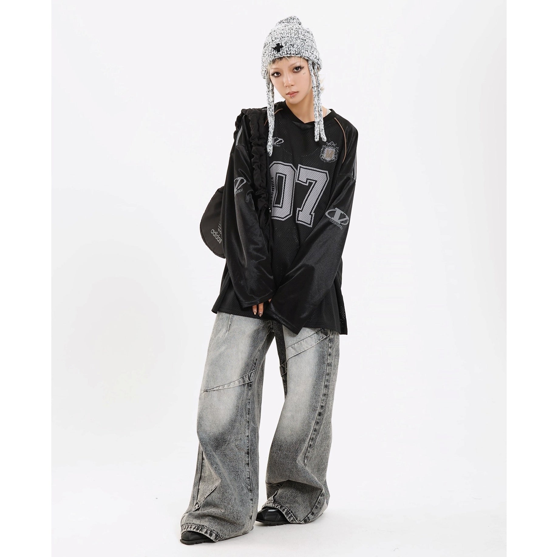 Letter Print V-Neck Mesh Long Sleeve T-Shirt MW10255