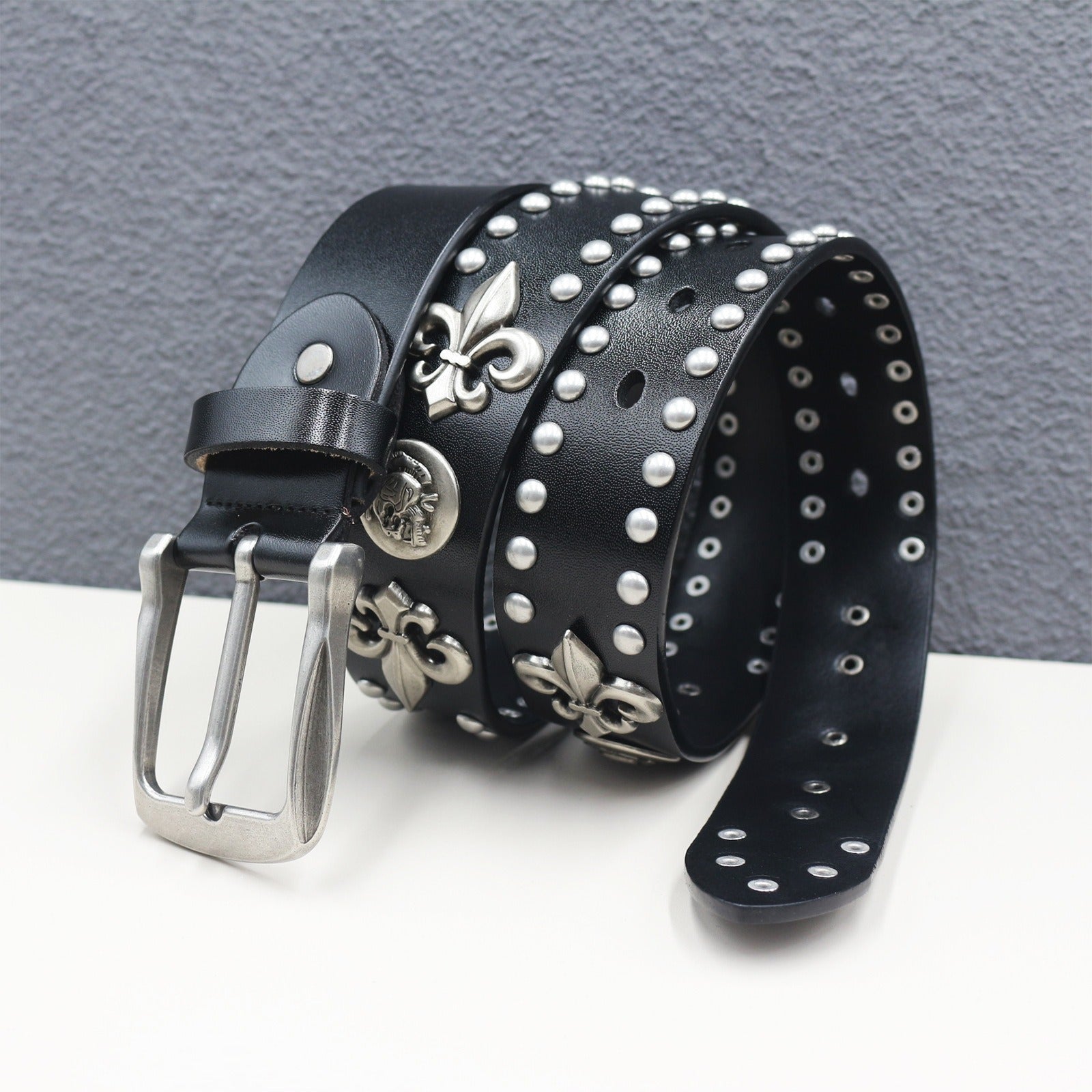 Skull Rivet Decorative Belt MW10208