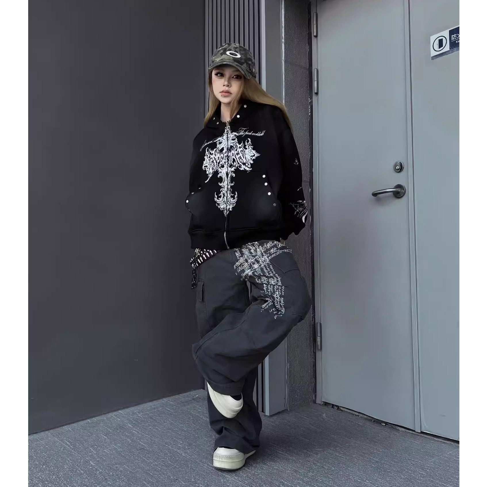 Stained Cross Print Hoodie Jacket MW10335