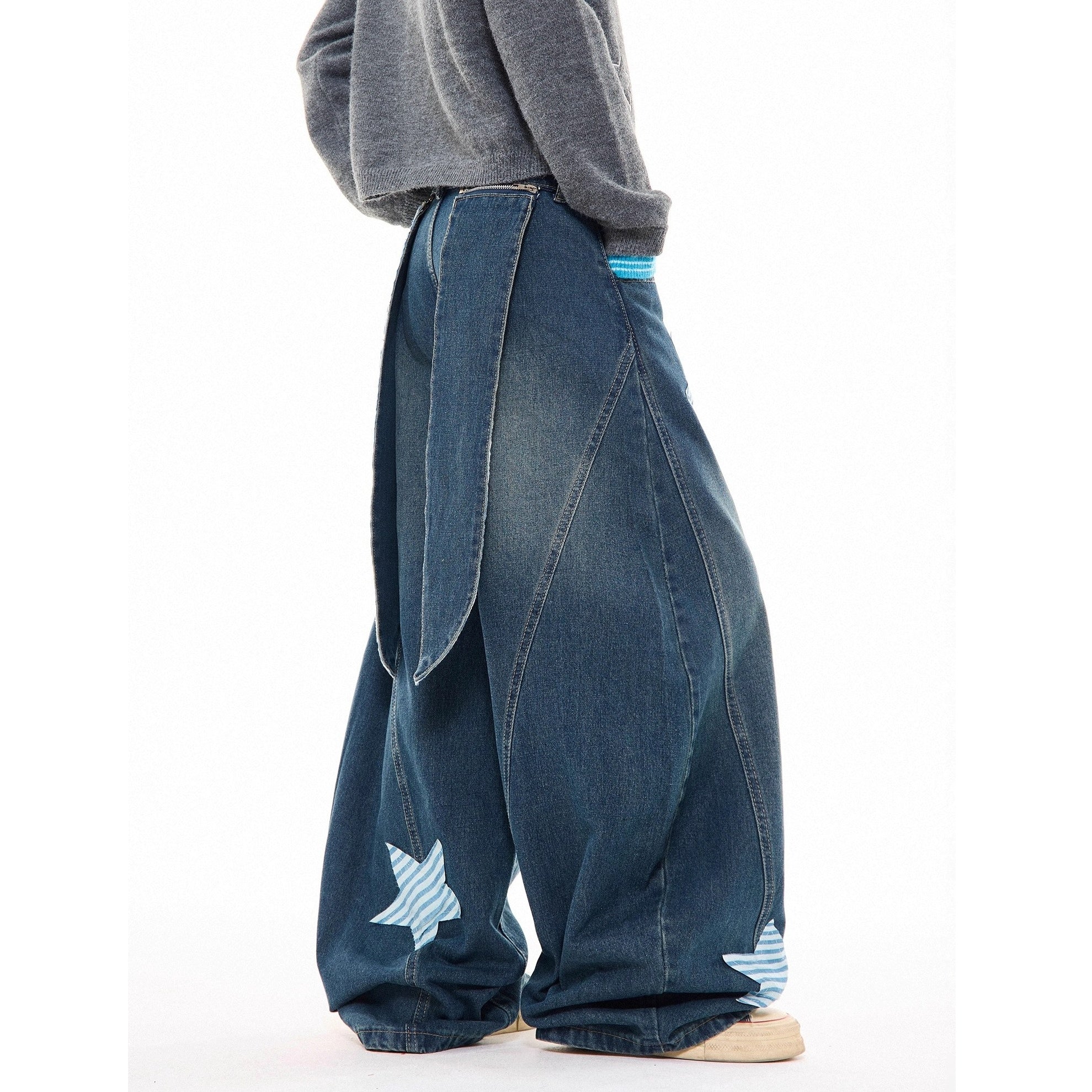Washed Star Patch Embroidered Scimitar Jeans MW10284