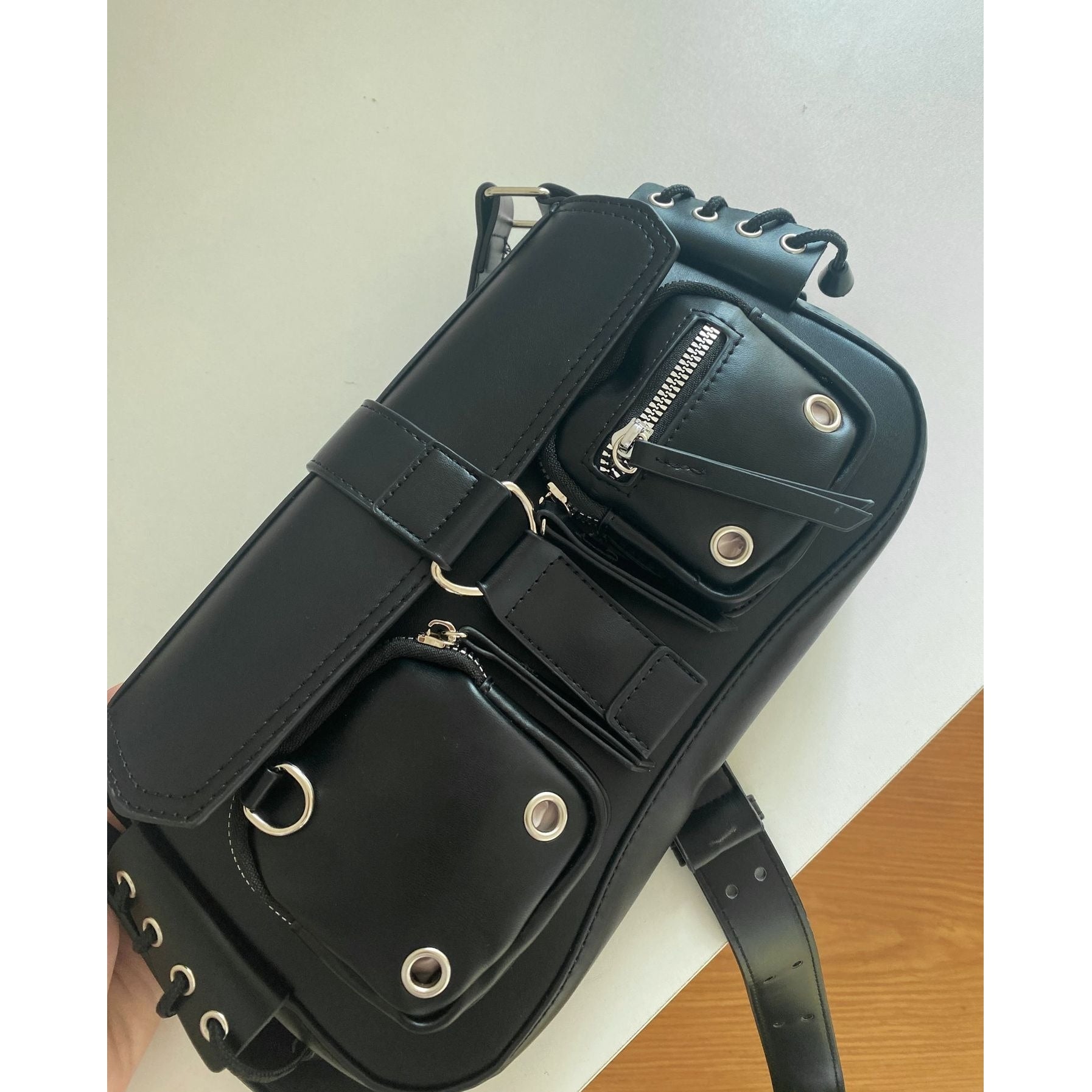 Side Lace-up Armpit Baguette Bag MW10209