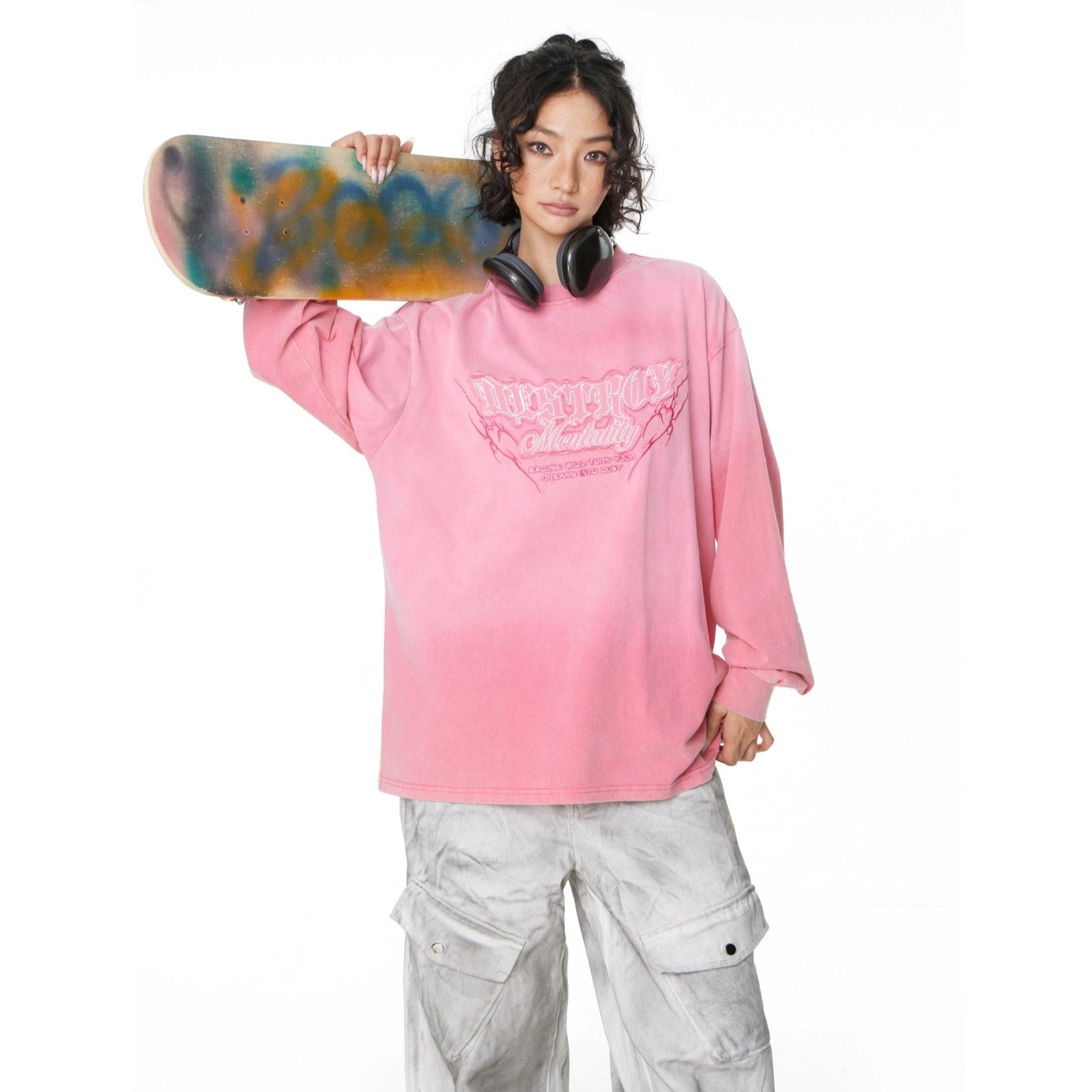 Gradation Wash Patch Embroidered Long-Sleeve T-shirt MW10247