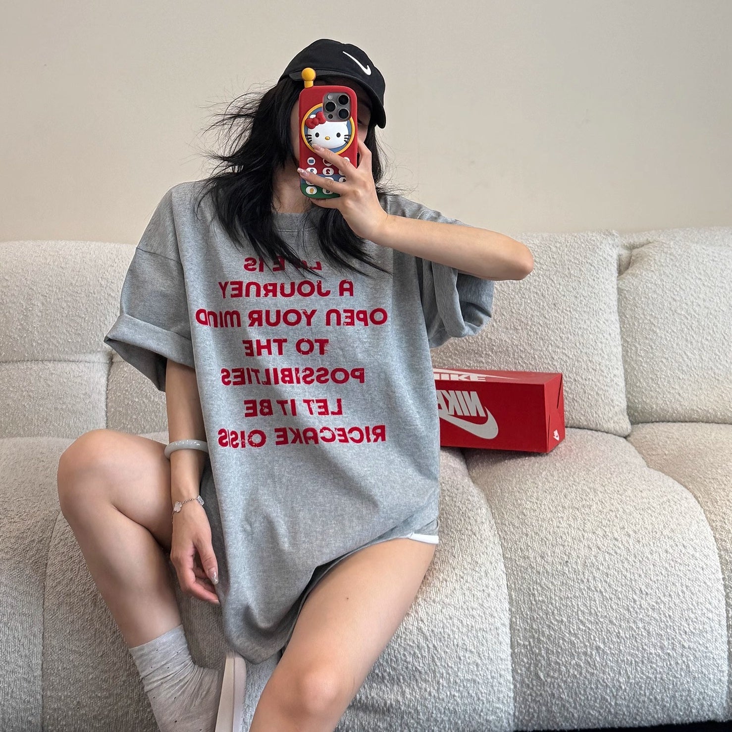 Flocking Red Letter Print T-Shirt MW10174