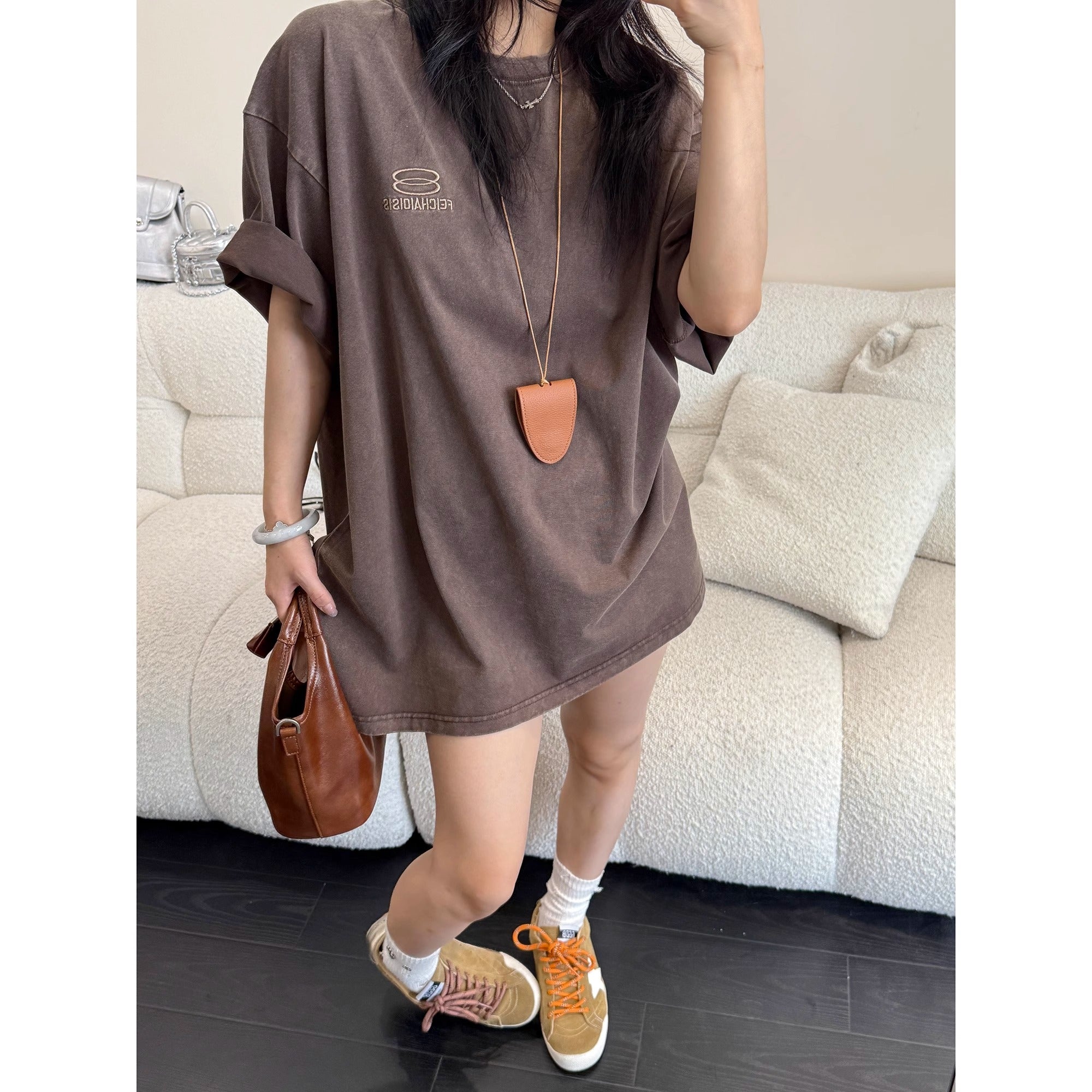 Wash Distressed Embroidery Loose T-shirt OS2013