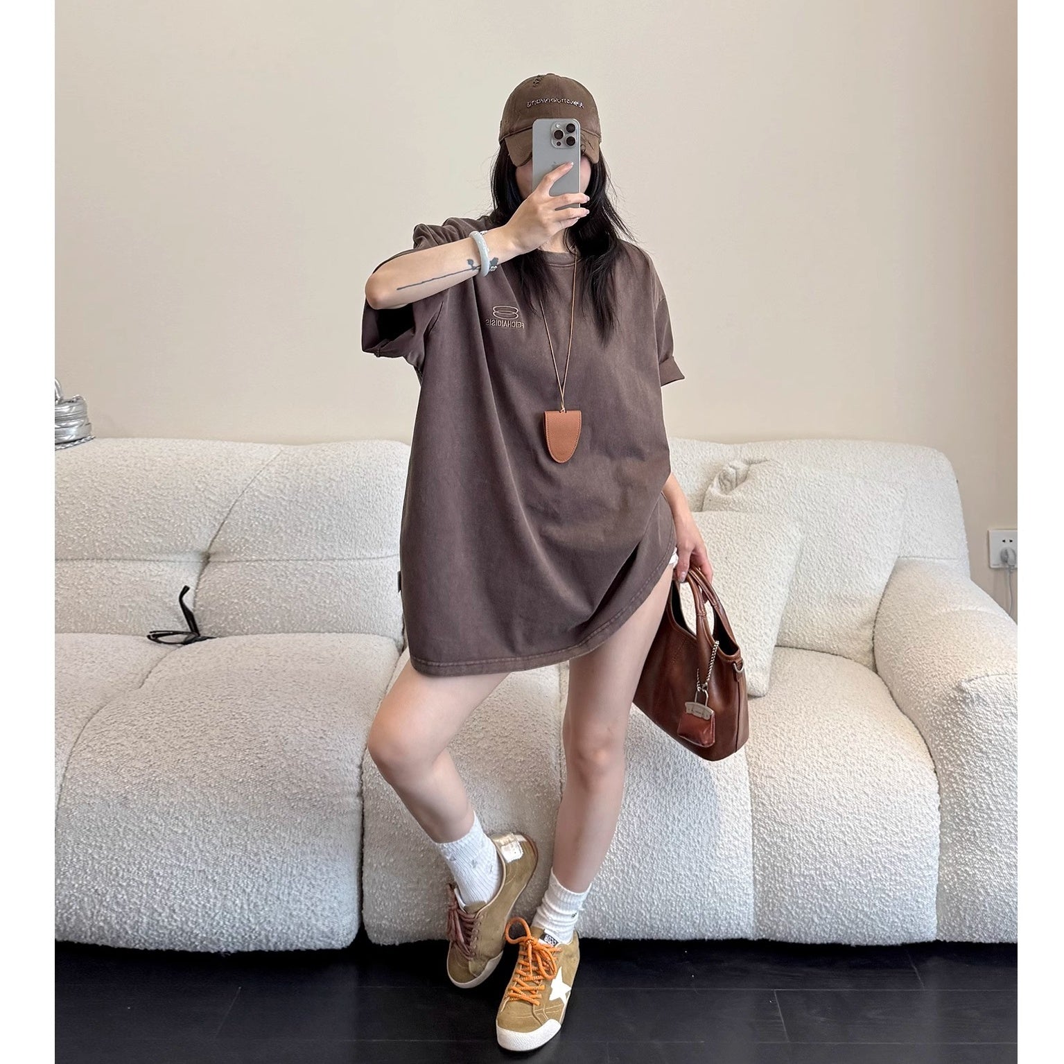 Wash Distressed Embroidery Loose T-shirt OS2013
