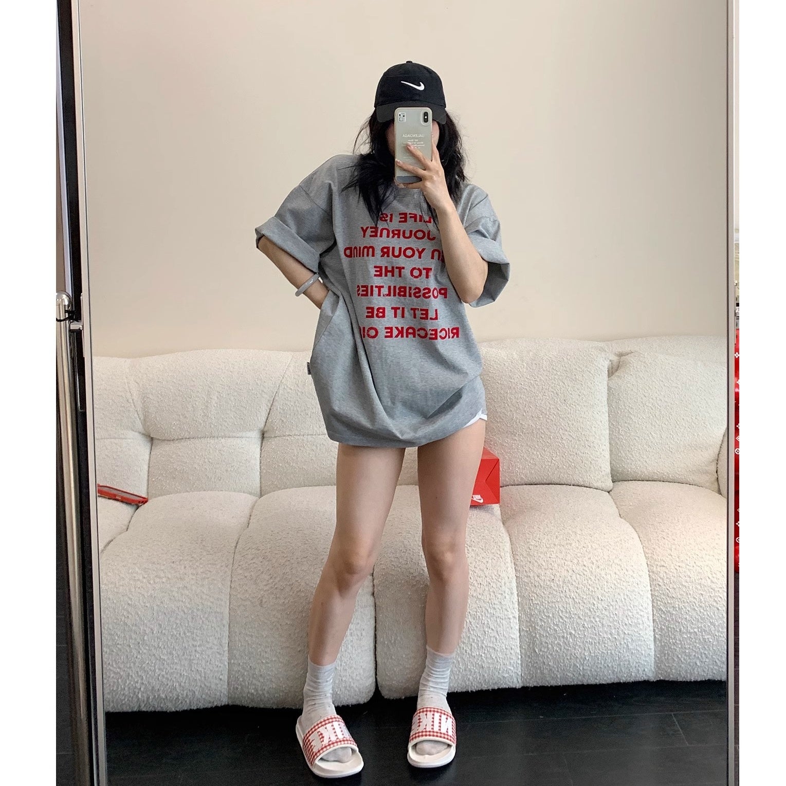 Flocking Red Letter Print T-Shirt MW10174