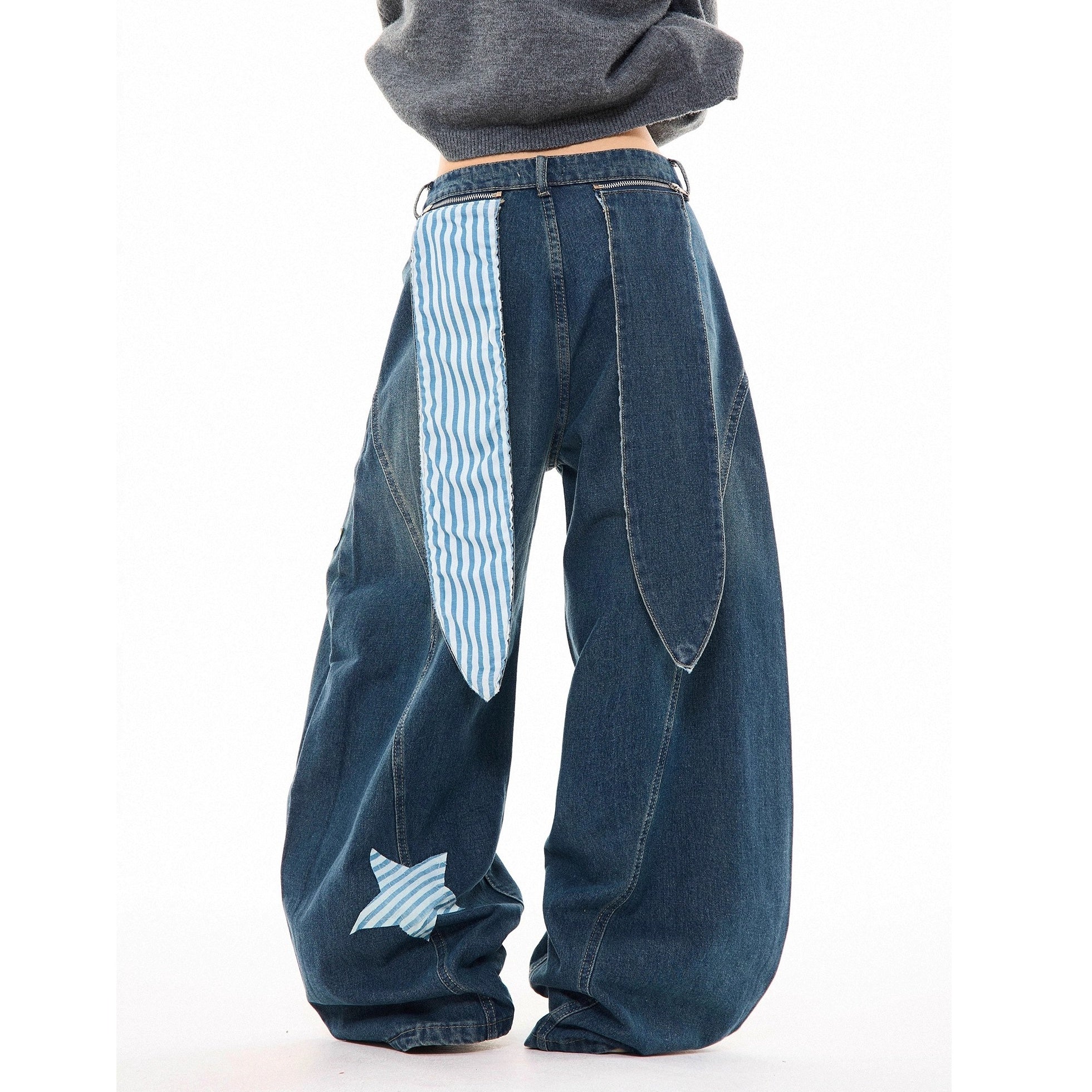 Washed Star Patch Embroidered Scimitar Jeans MW10284