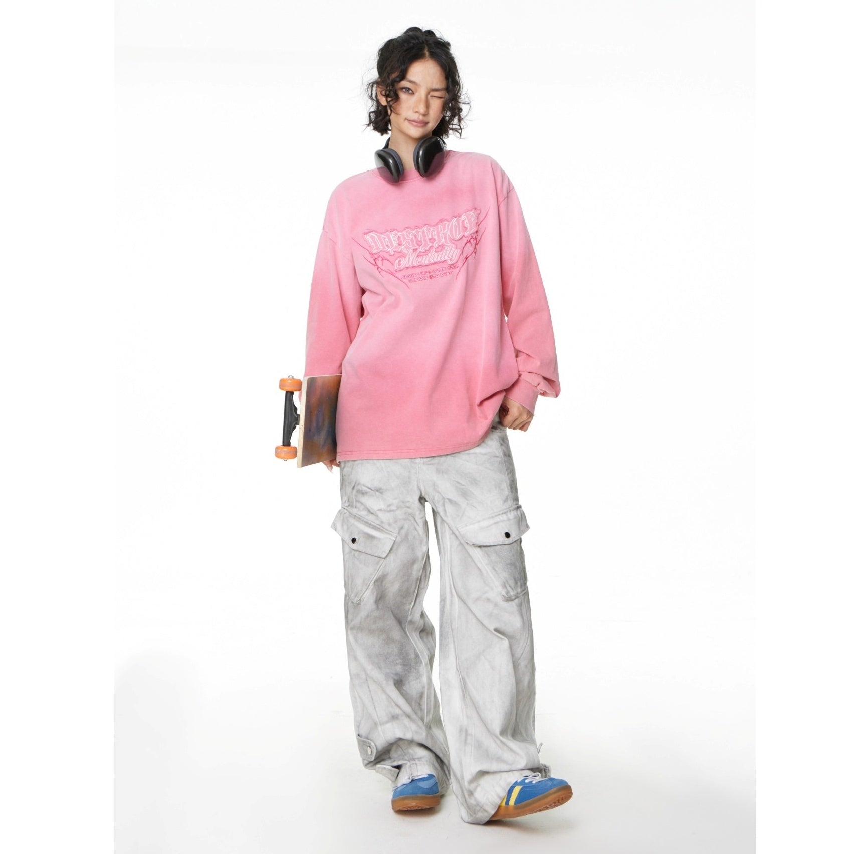 Gradation Wash Patch Embroidered Long-Sleeve T-shirt MW10247