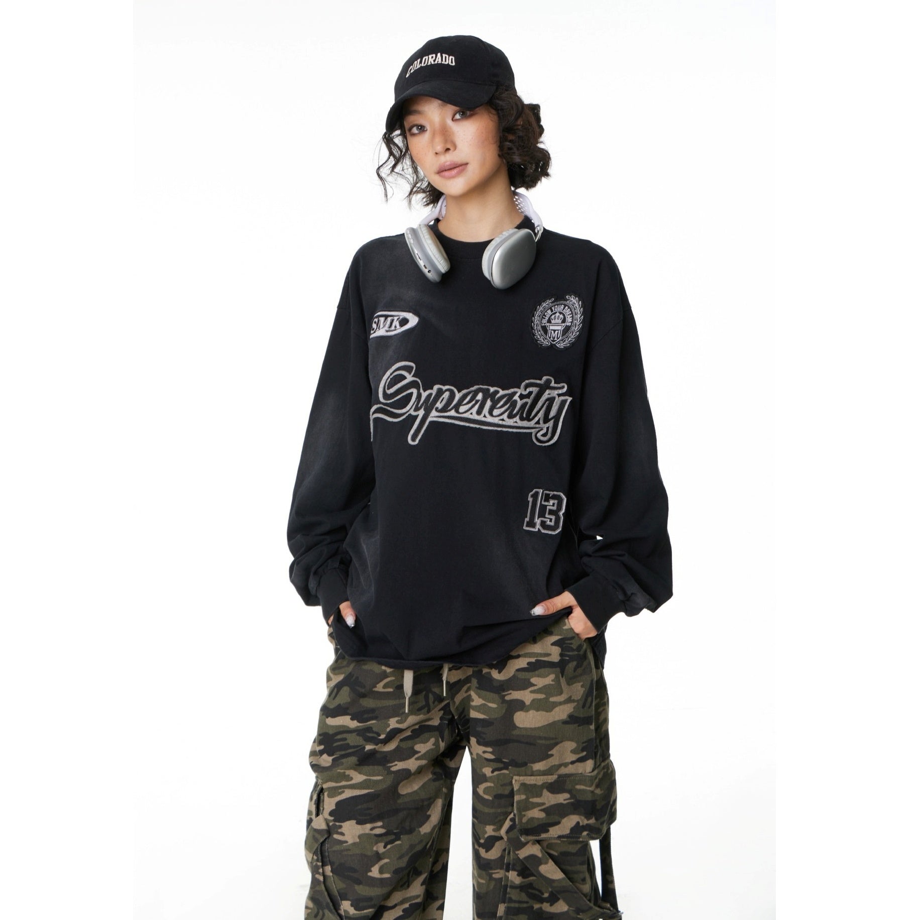 Washed Patch Embroidered Long-Sleeve T-shirt MW10246