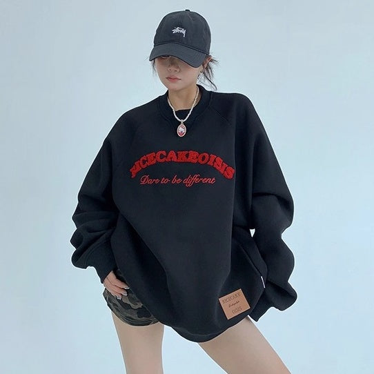 Embroidered Crew Neck Oversize Sweat OS2049