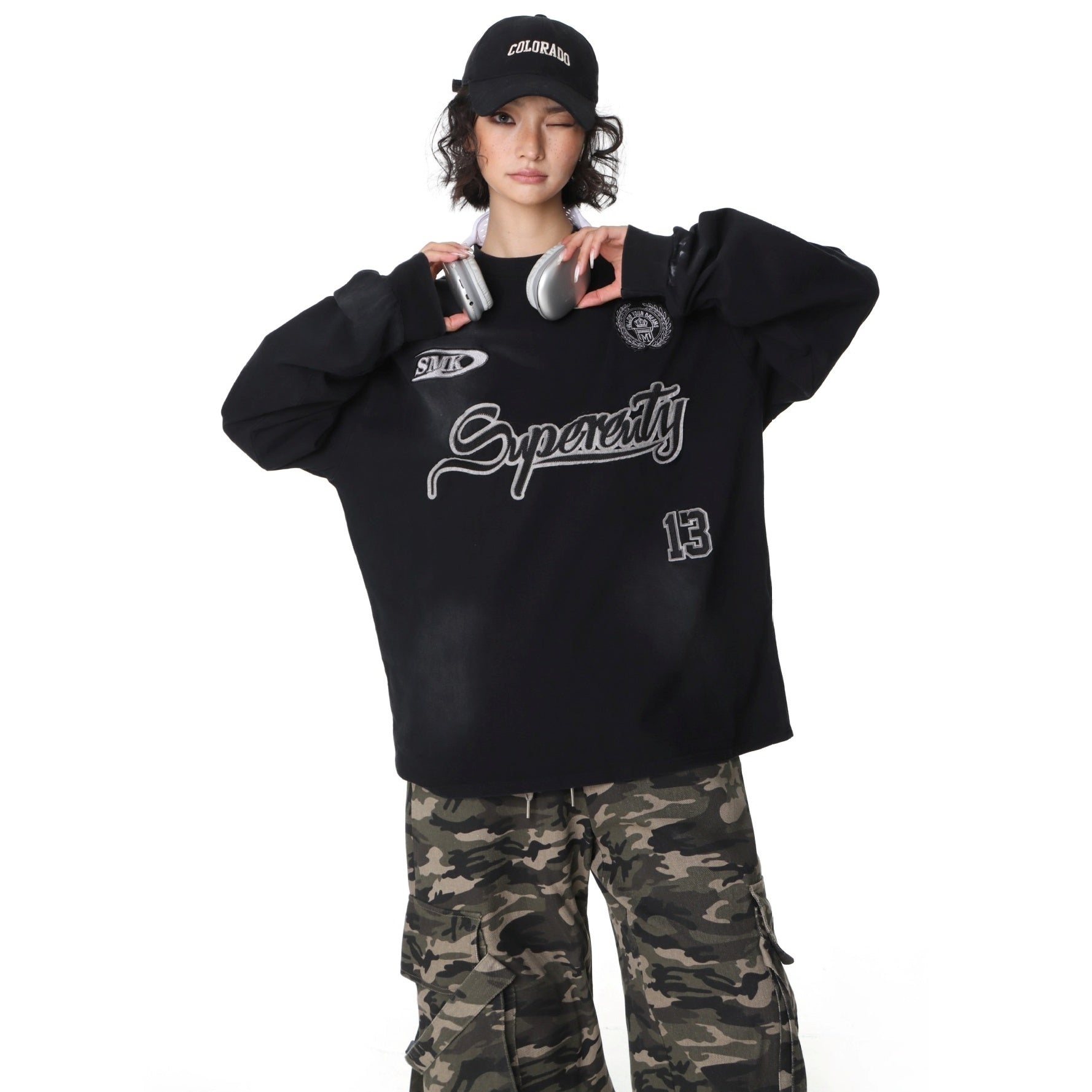 Washed Patch Embroidered Long-Sleeve T-shirt MW10246