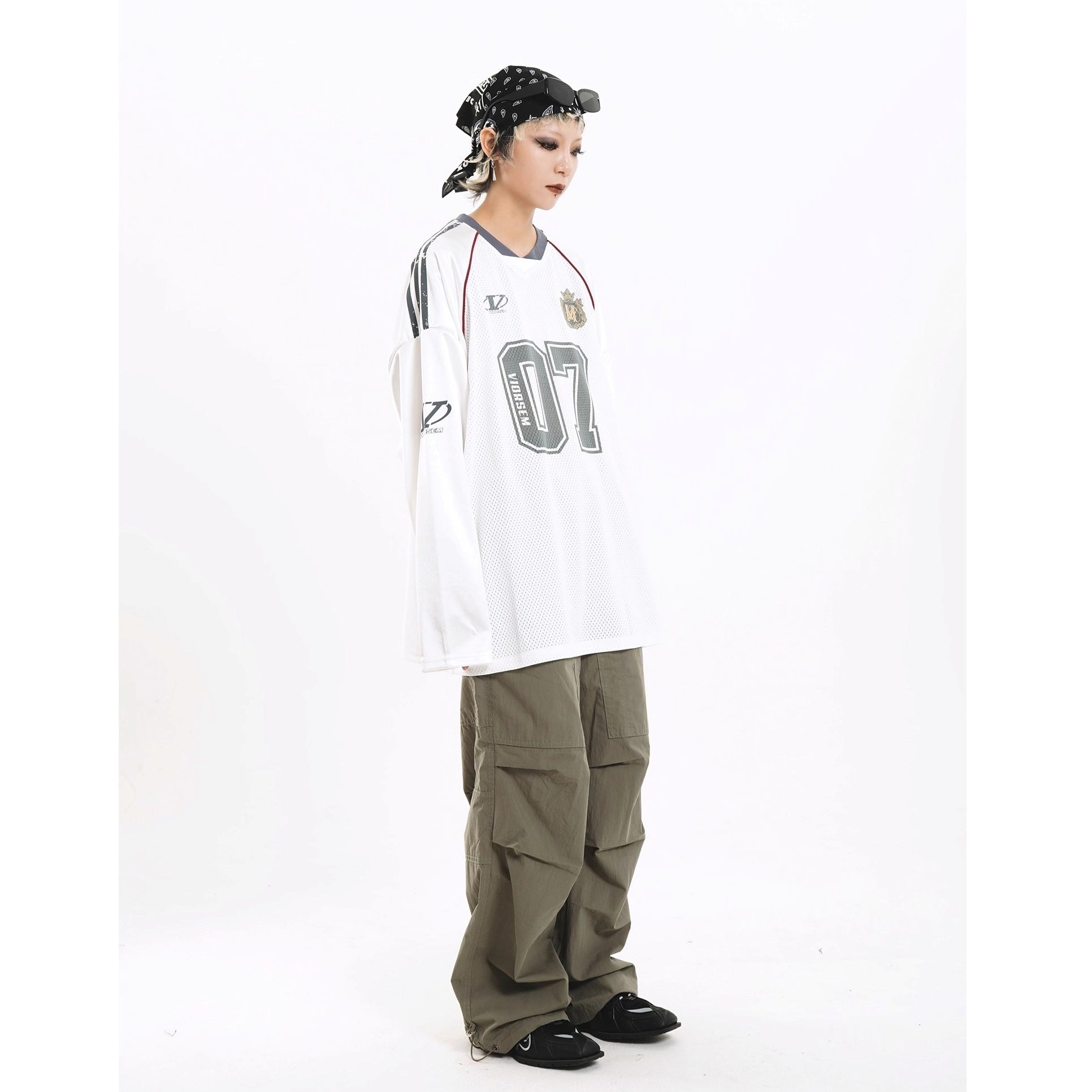 Letter Print V-Neck Mesh Long Sleeve T-Shirt MW10255