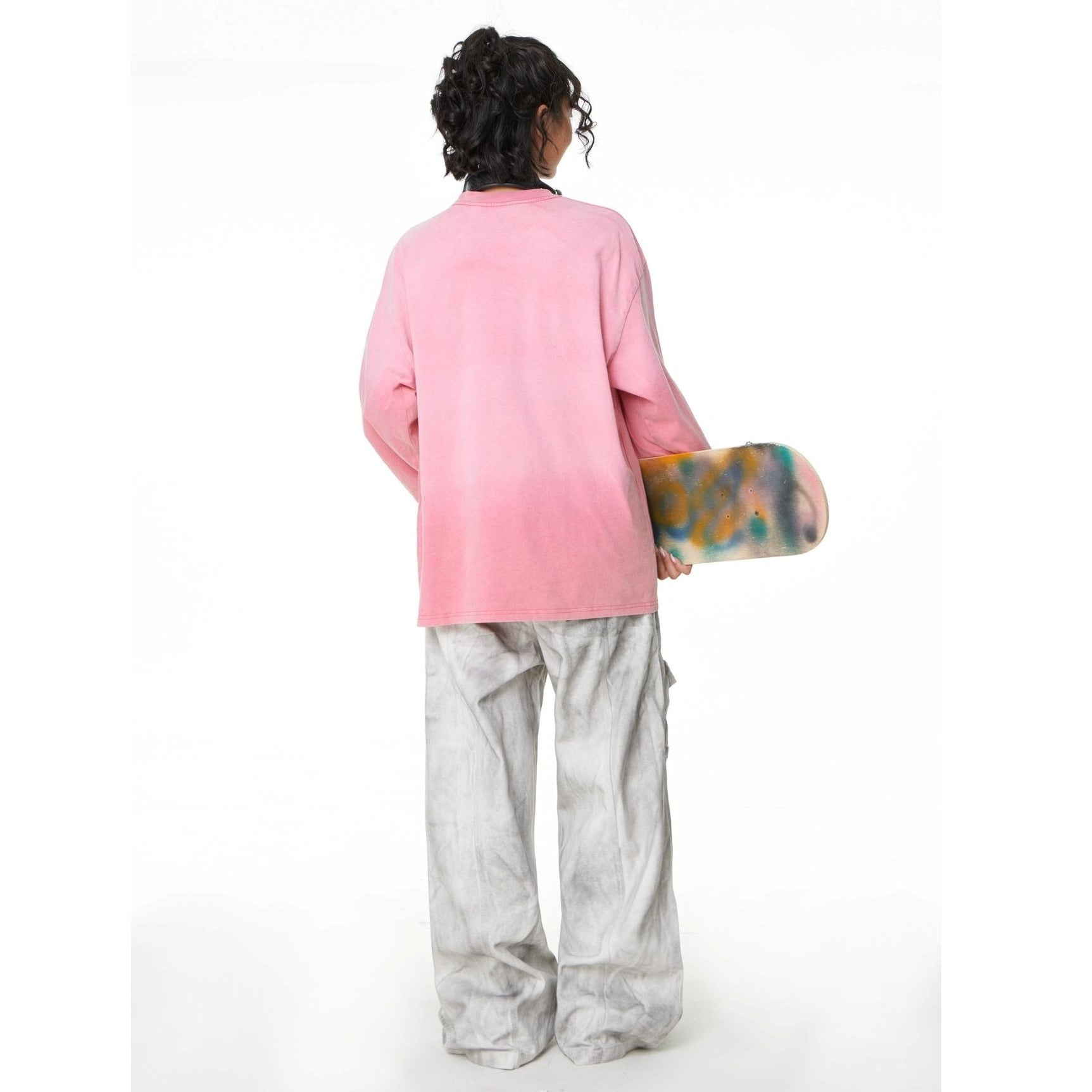 Gradation Wash Patch Embroidered Long-Sleeve T-shirt MW10247