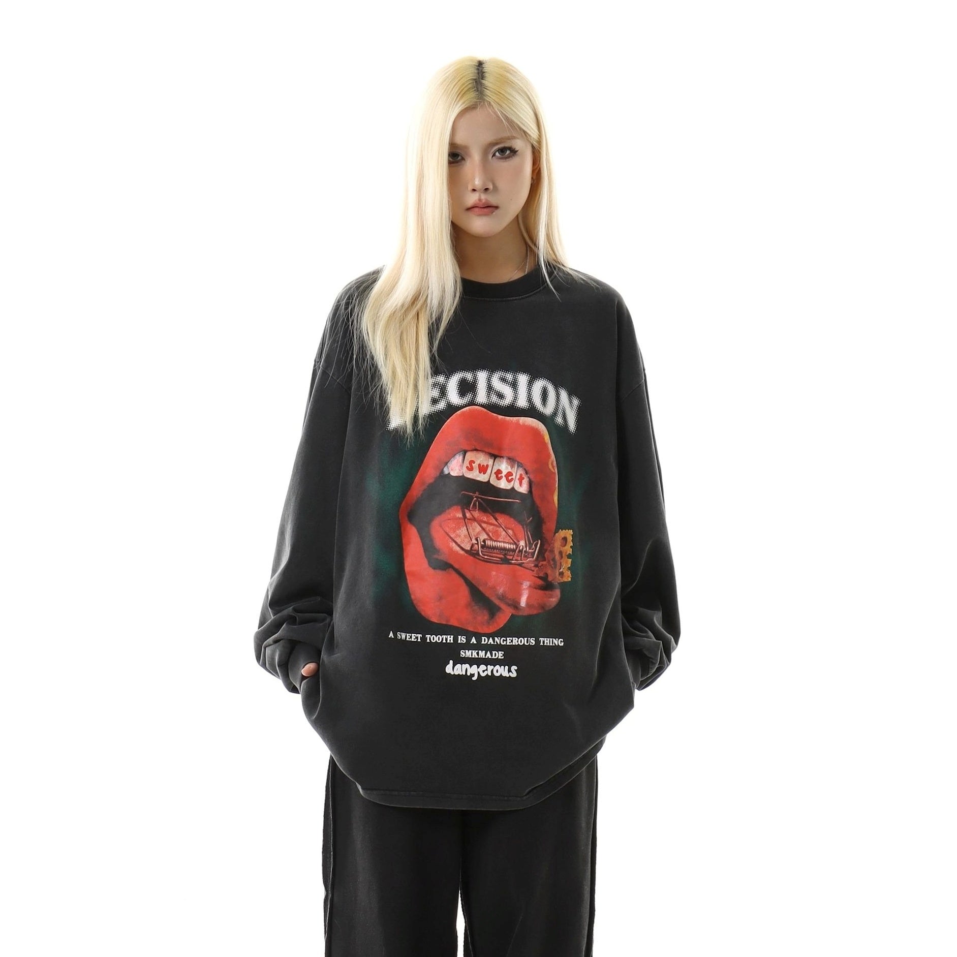 Lip Print Loose Long-Sleeve T-shirt MW10245