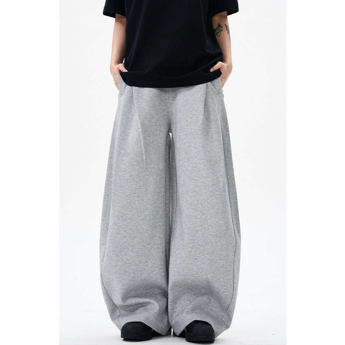 Tuck Design Wide Curve Sweat Pants MW10199