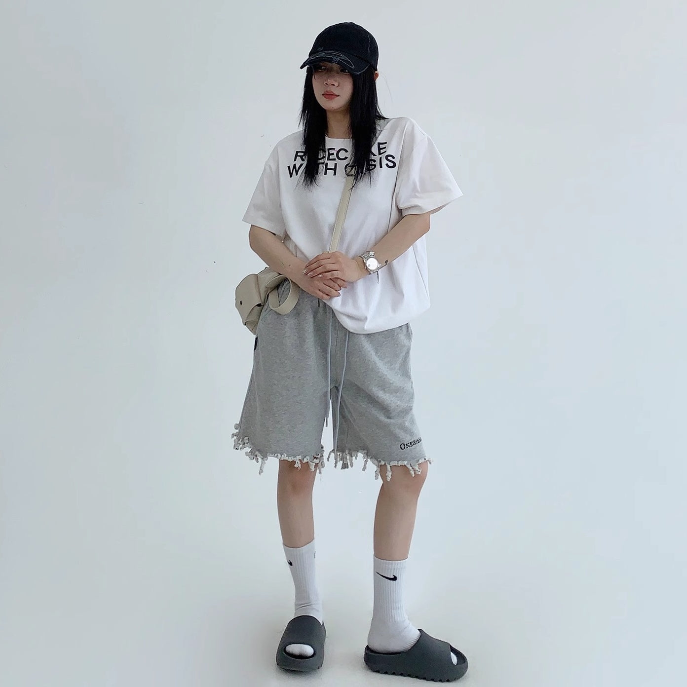 Hem Cut Tassel Sweat Shorts MW10150