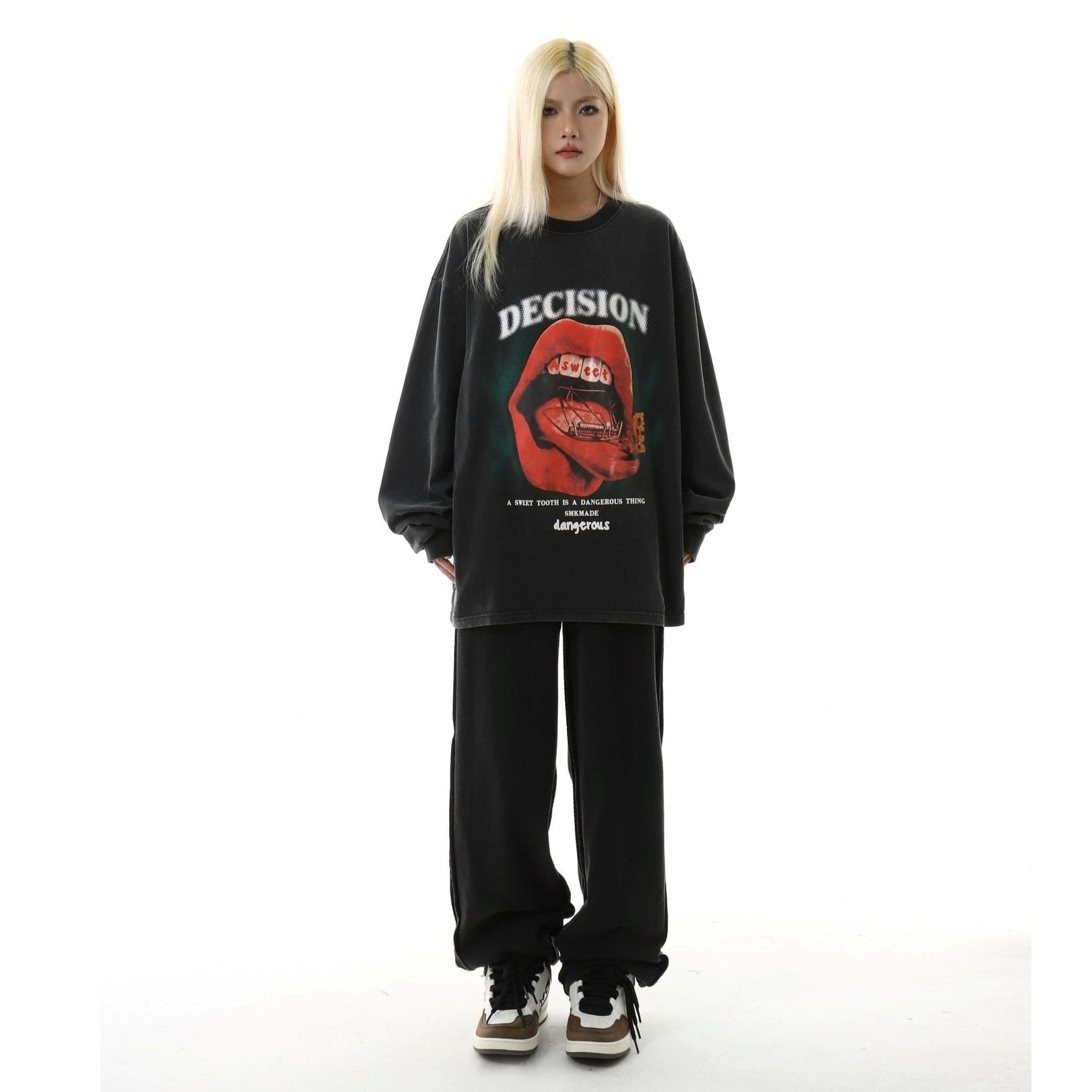Lip Print Loose Long-Sleeve T-shirt MW10245