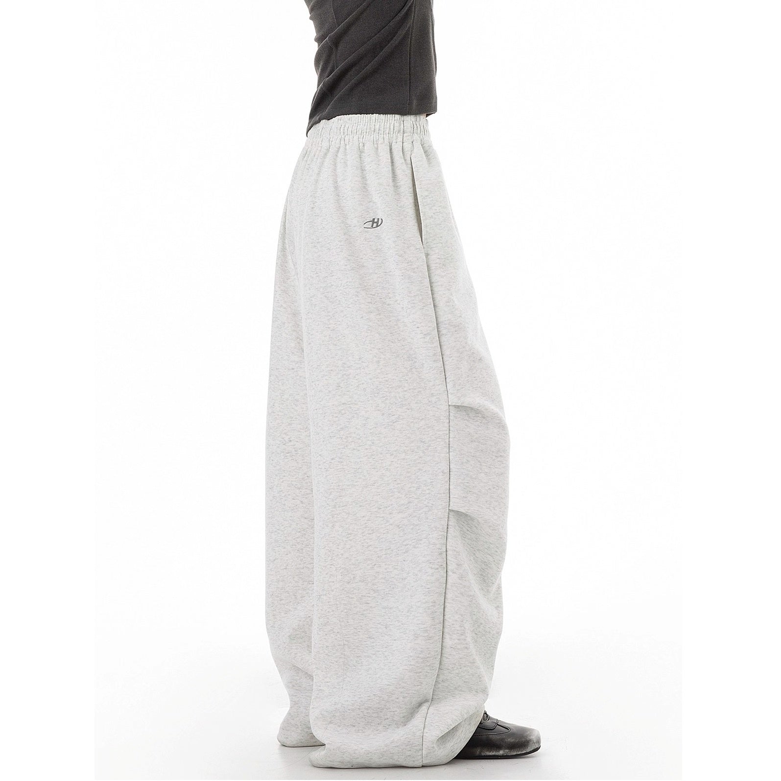 Tuck Drape Wide-leg Sweat Pants IC9116