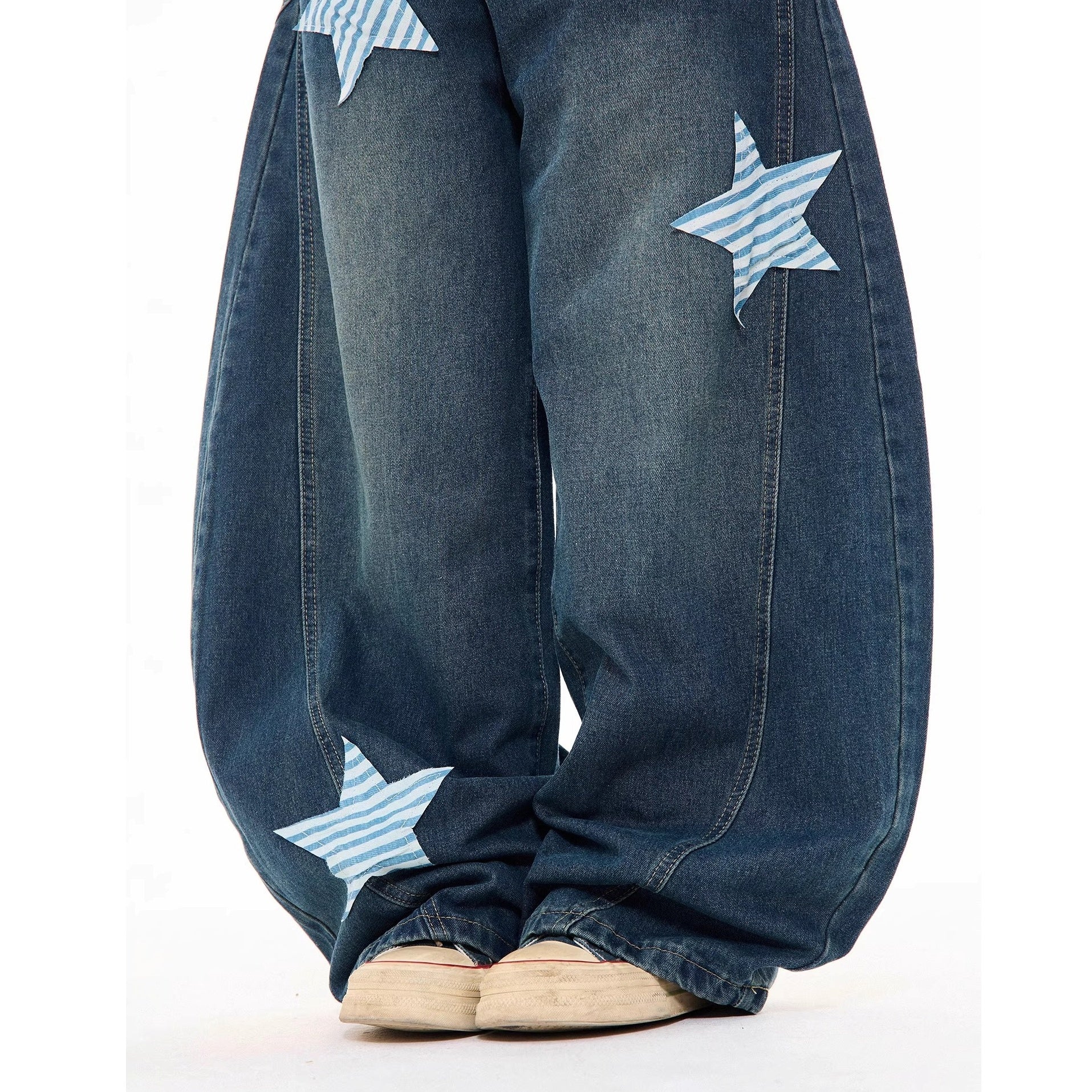 Washed Star Patch Embroidered Scimitar Jeans MW10284