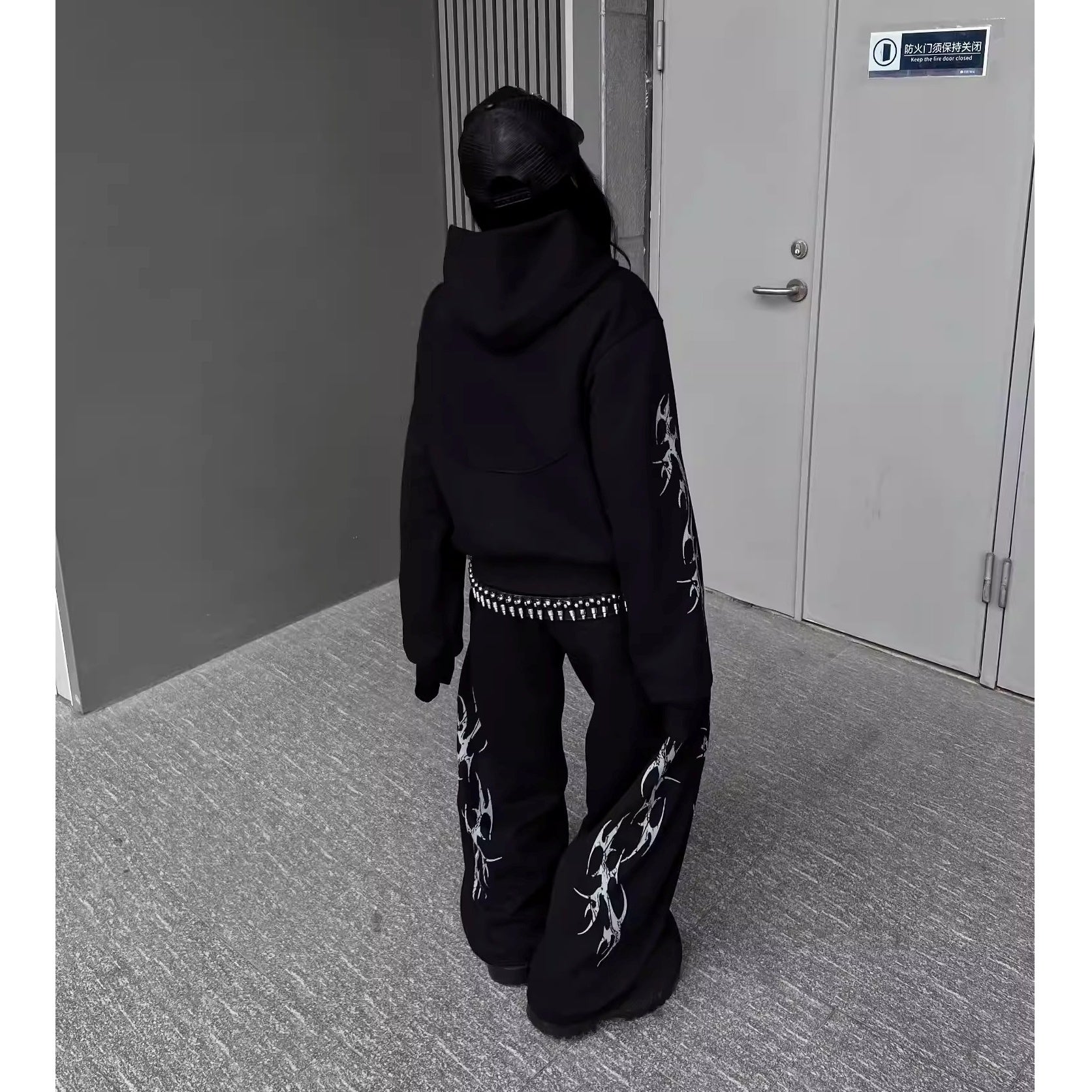 トライバルラインスウェットパンツ MW10334