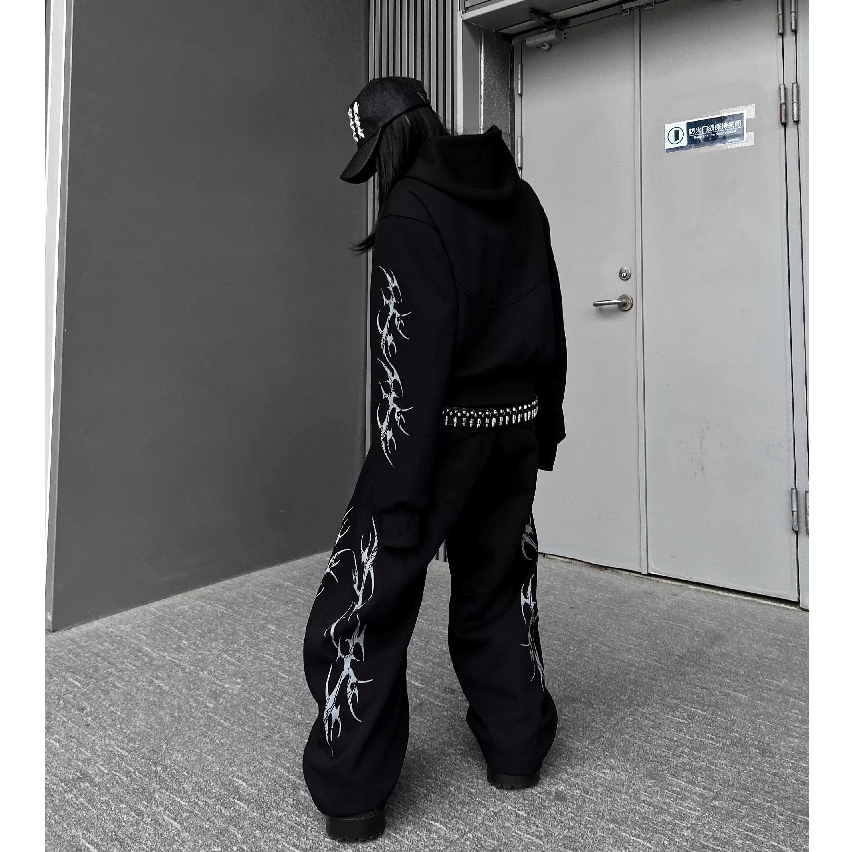 トライバルラインスウェットパンツ MW10334