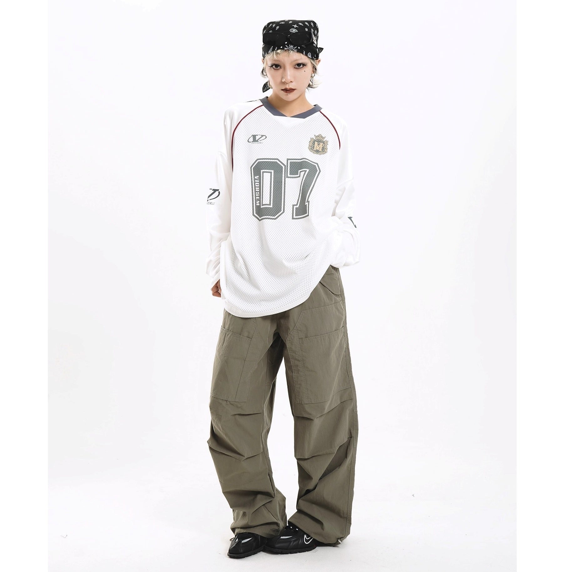 Letter Print V-Neck Mesh Long Sleeve T-Shirt MW10255