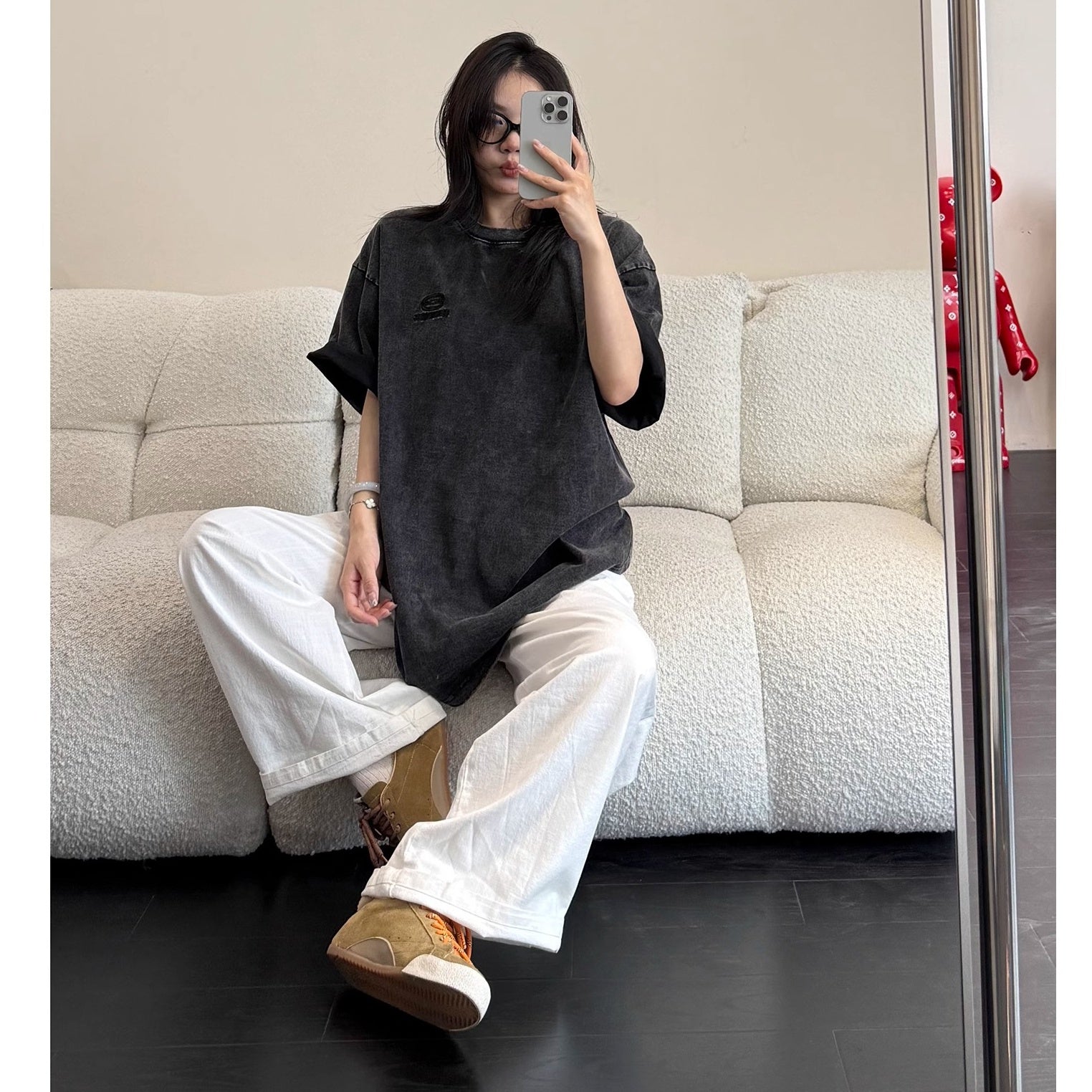 Wash Distressed Embroidery Loose T-shirt OS2013