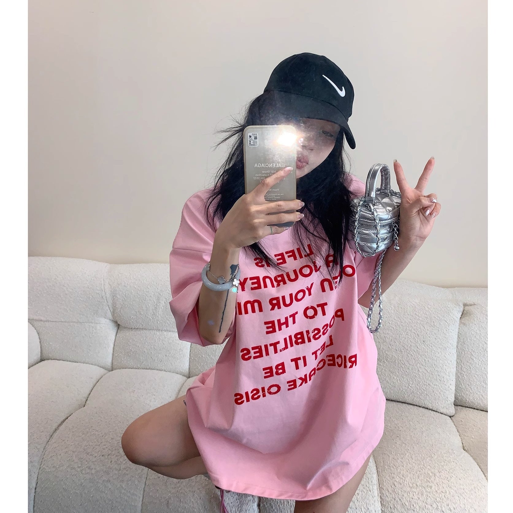 Flocking Red Letter Print T-Shirt MW10174