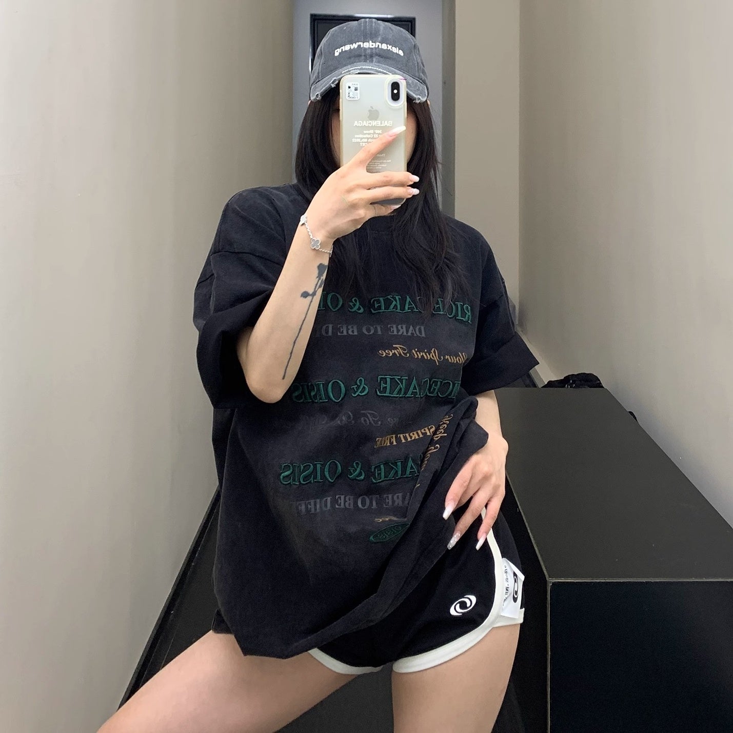 Old Letter Embroidery Loose Washed T-shirt OS2010