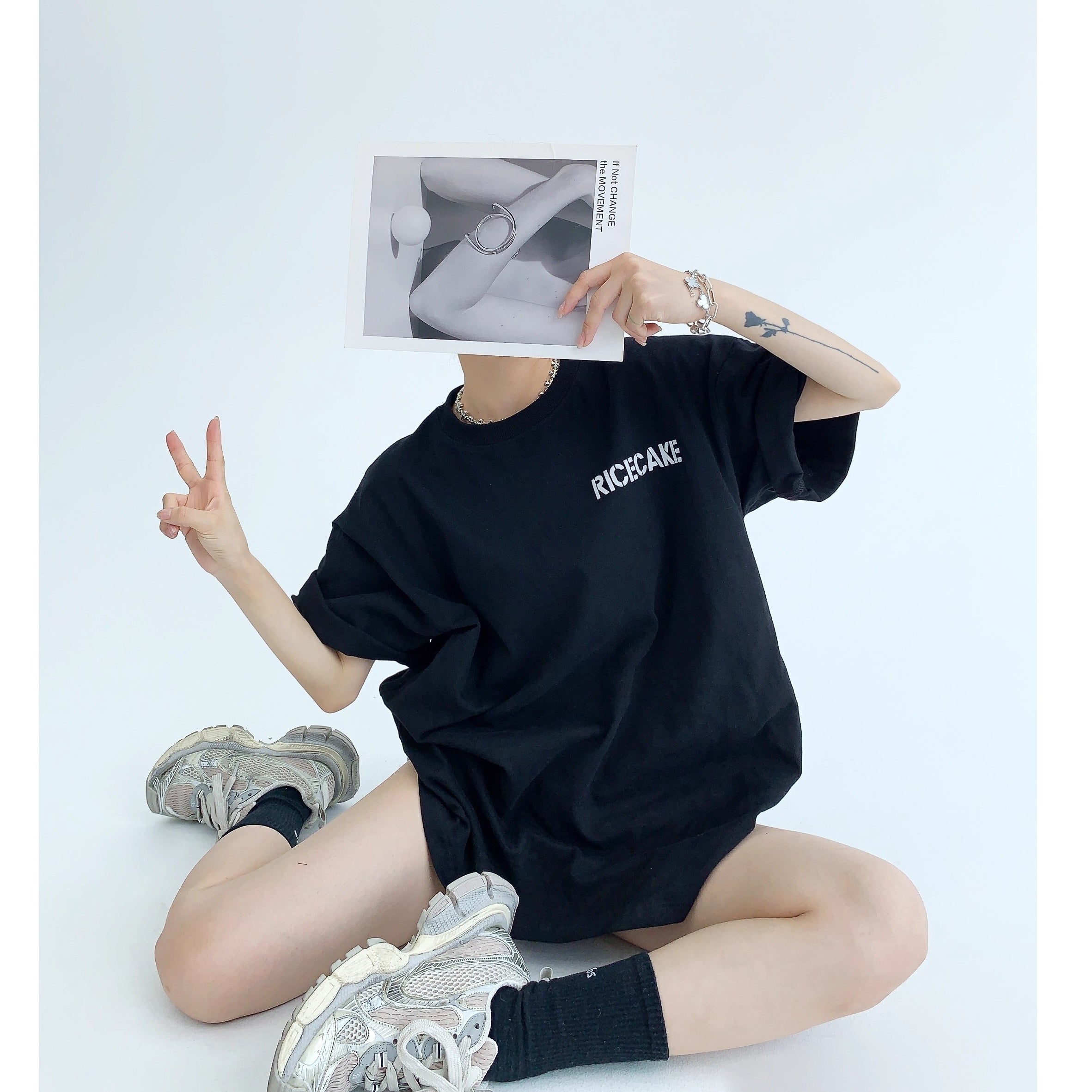 Simple Flocking Print Loose T-shirt OS2006