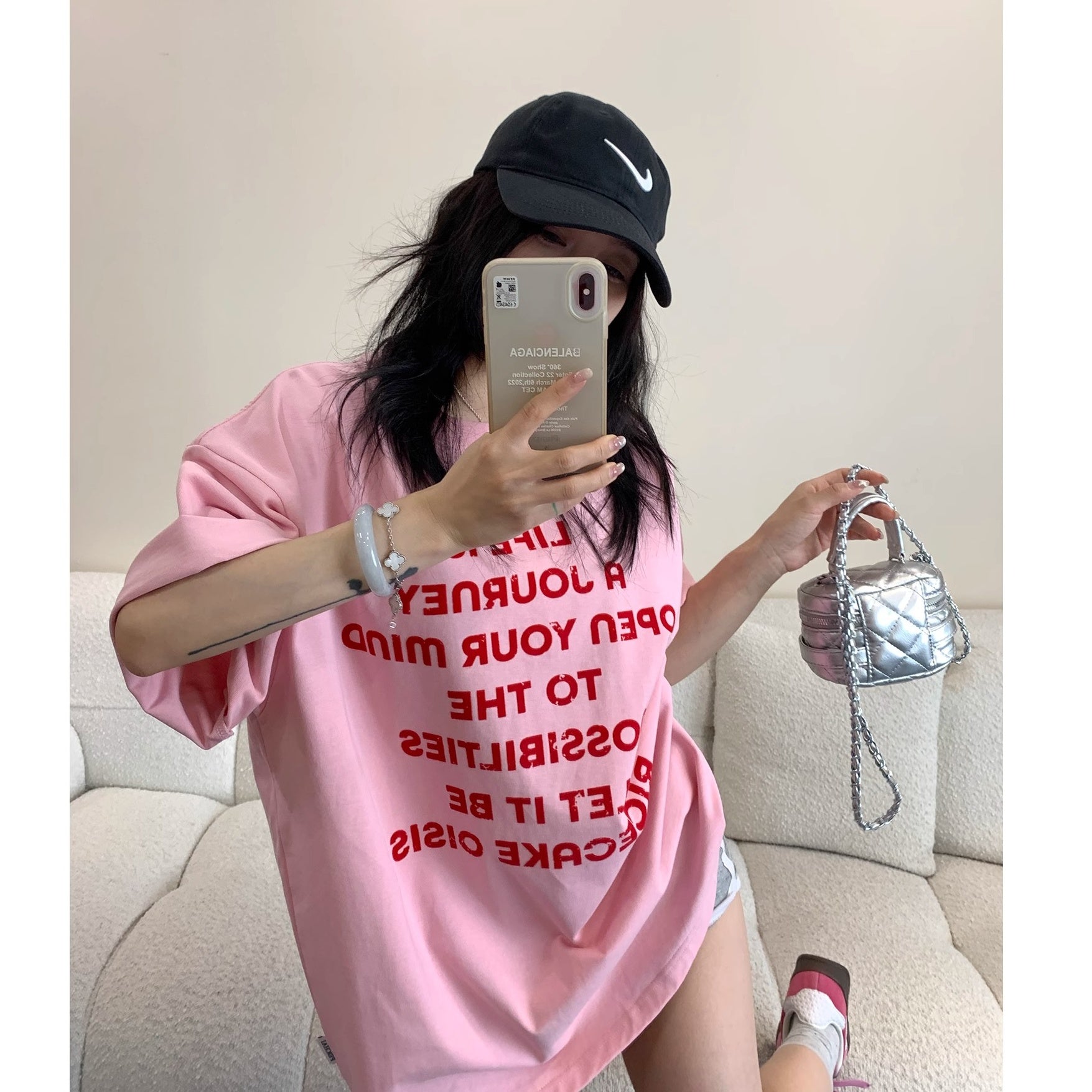 Flocking Red Letter Print T-Shirt MW10174